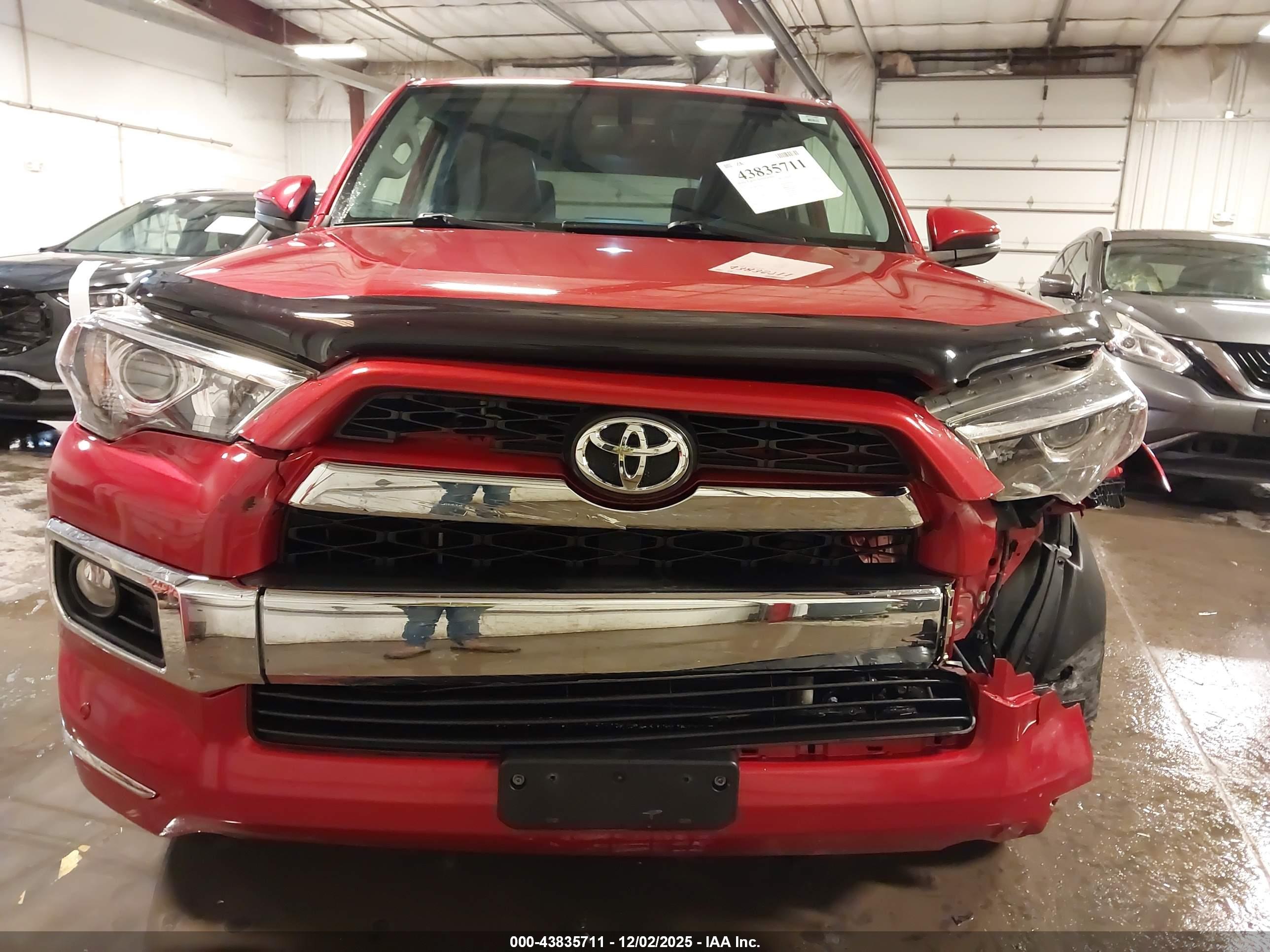 TOYOTA 4RUNNER image 6