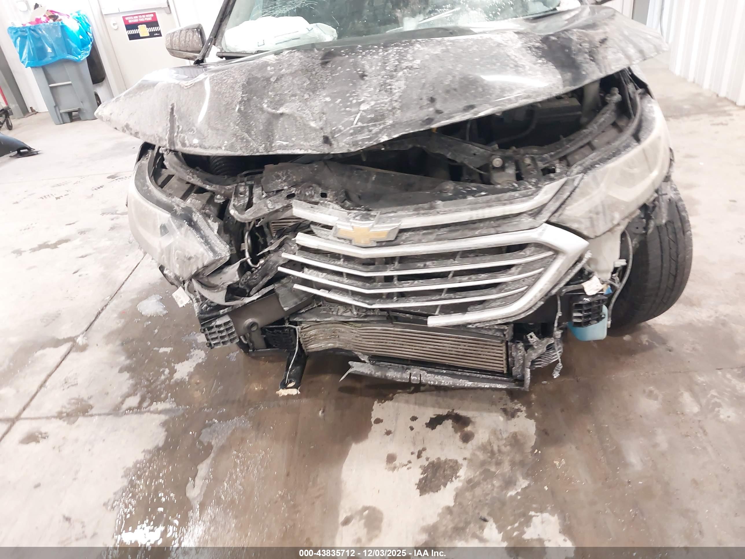 CHEVROLET EQUINOX image 6