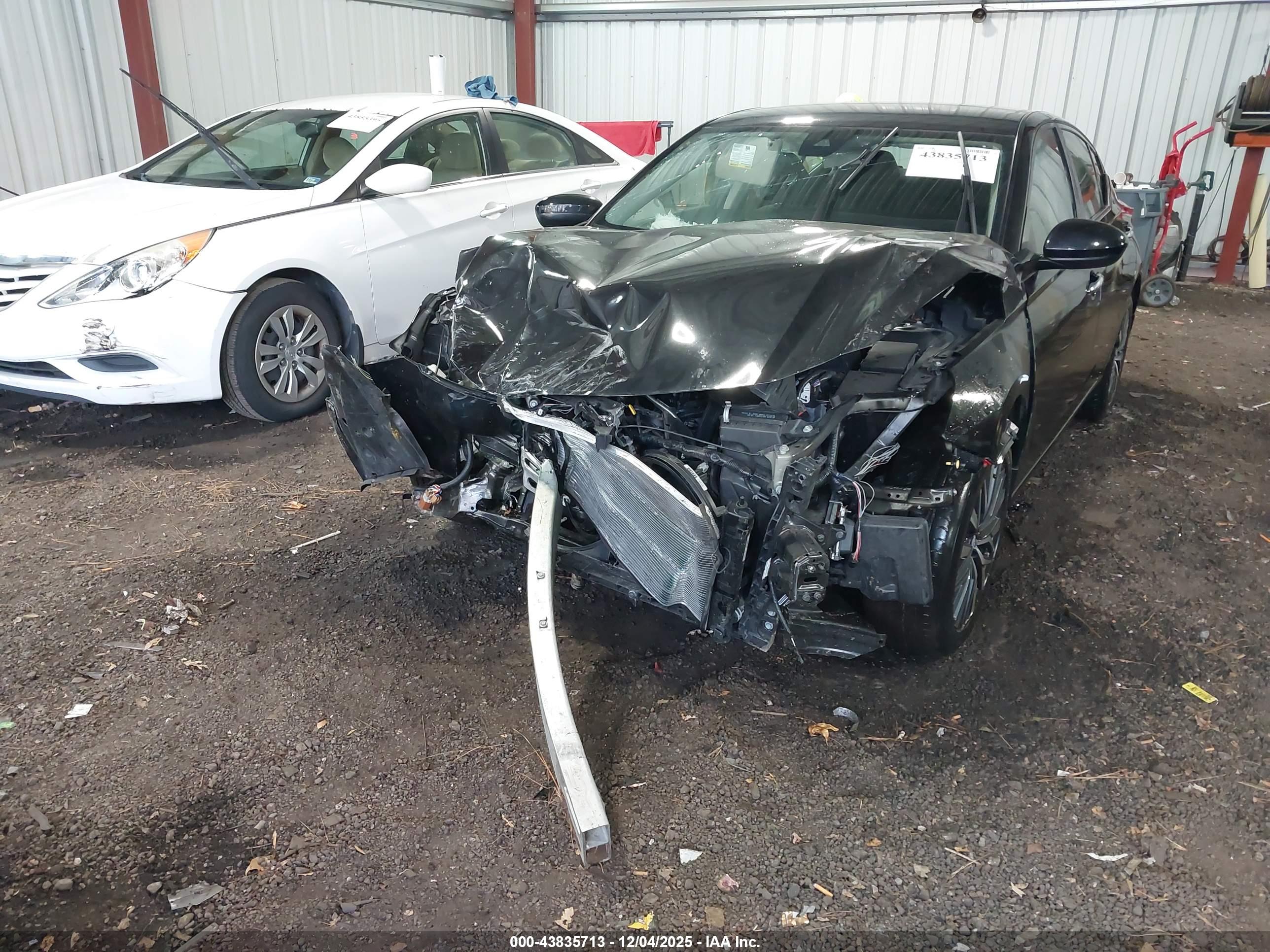 NISSAN ALTIMA image 6