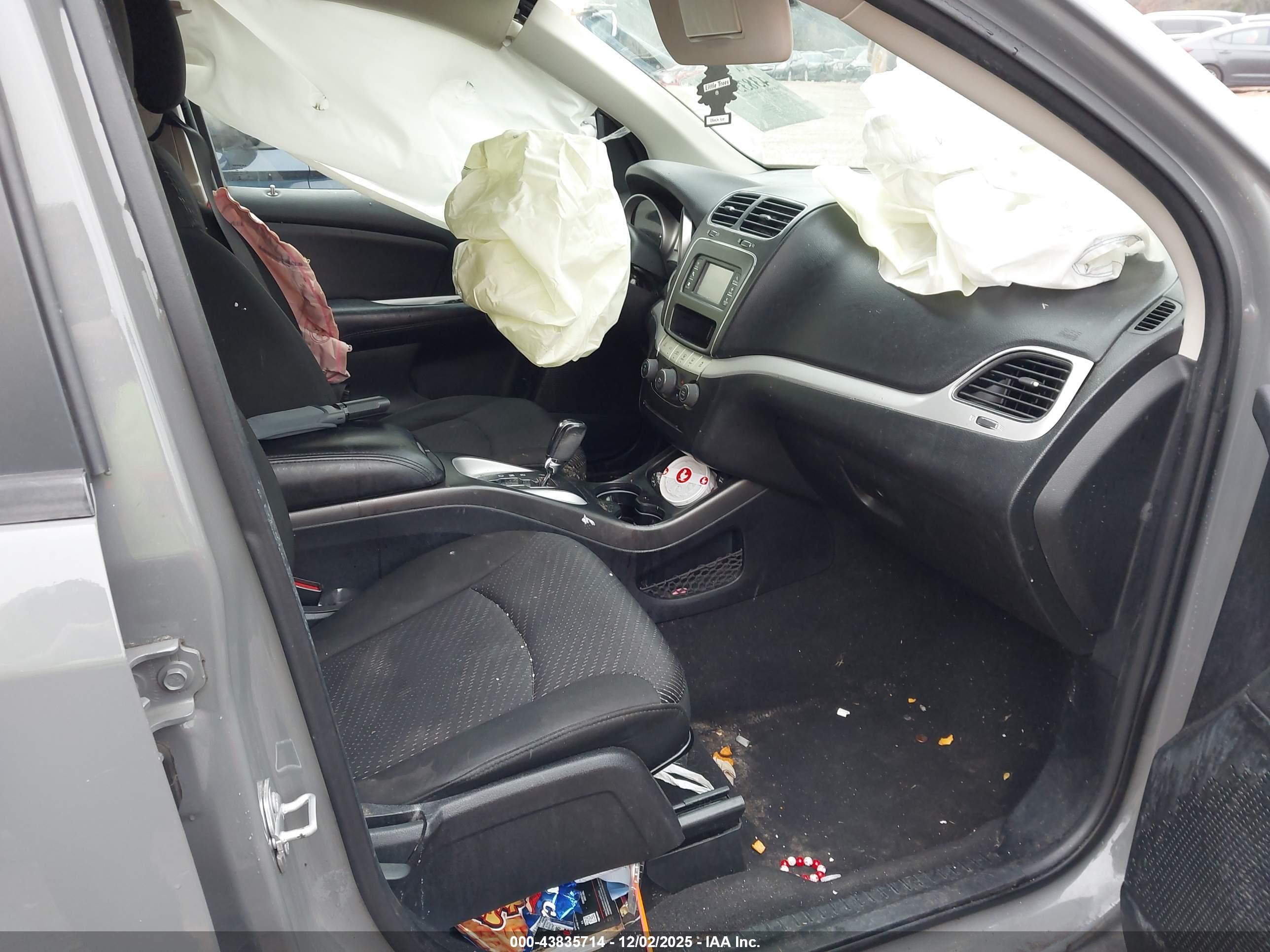 DODGE JOURNEY image 5