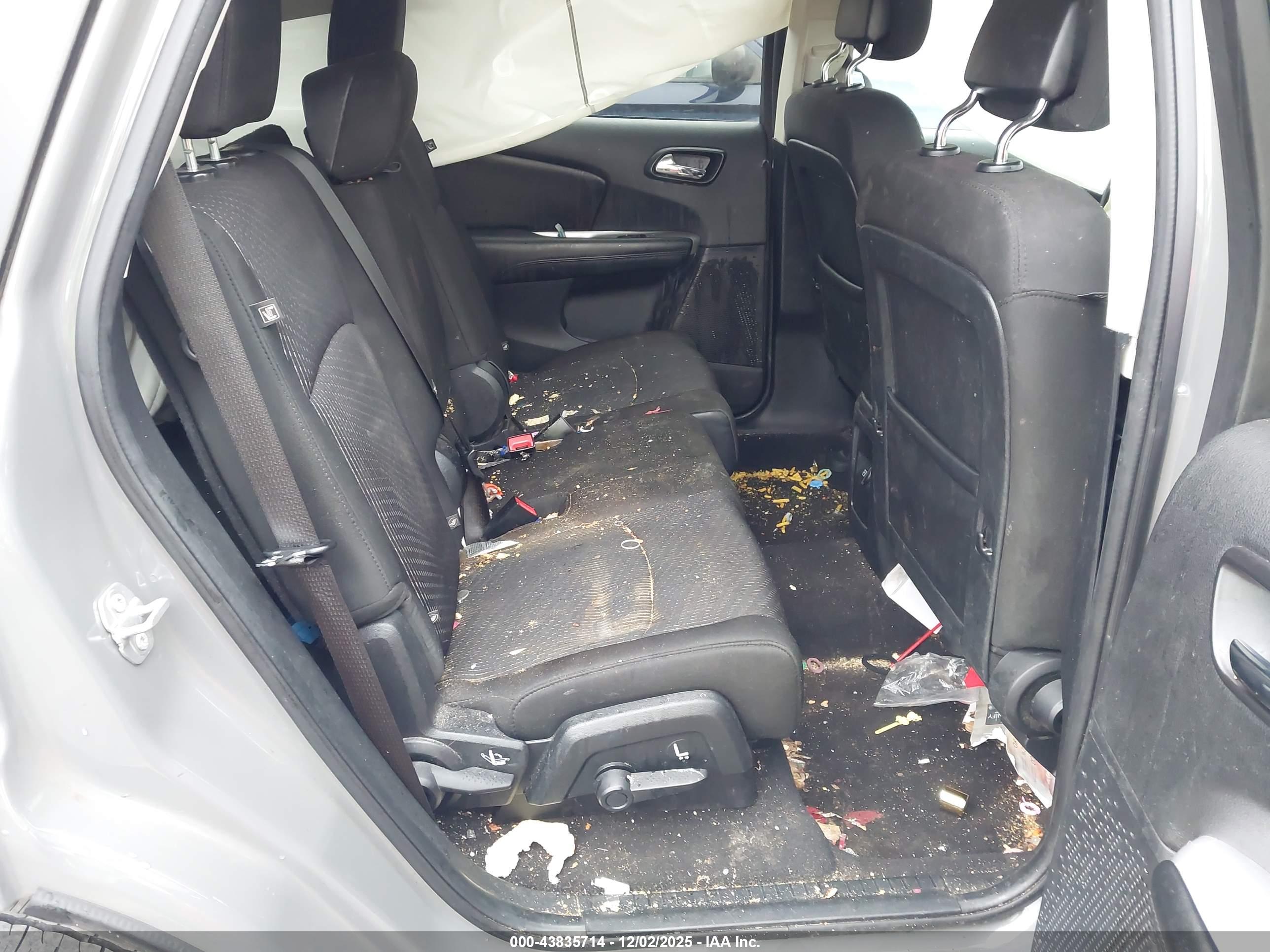DODGE JOURNEY image 8