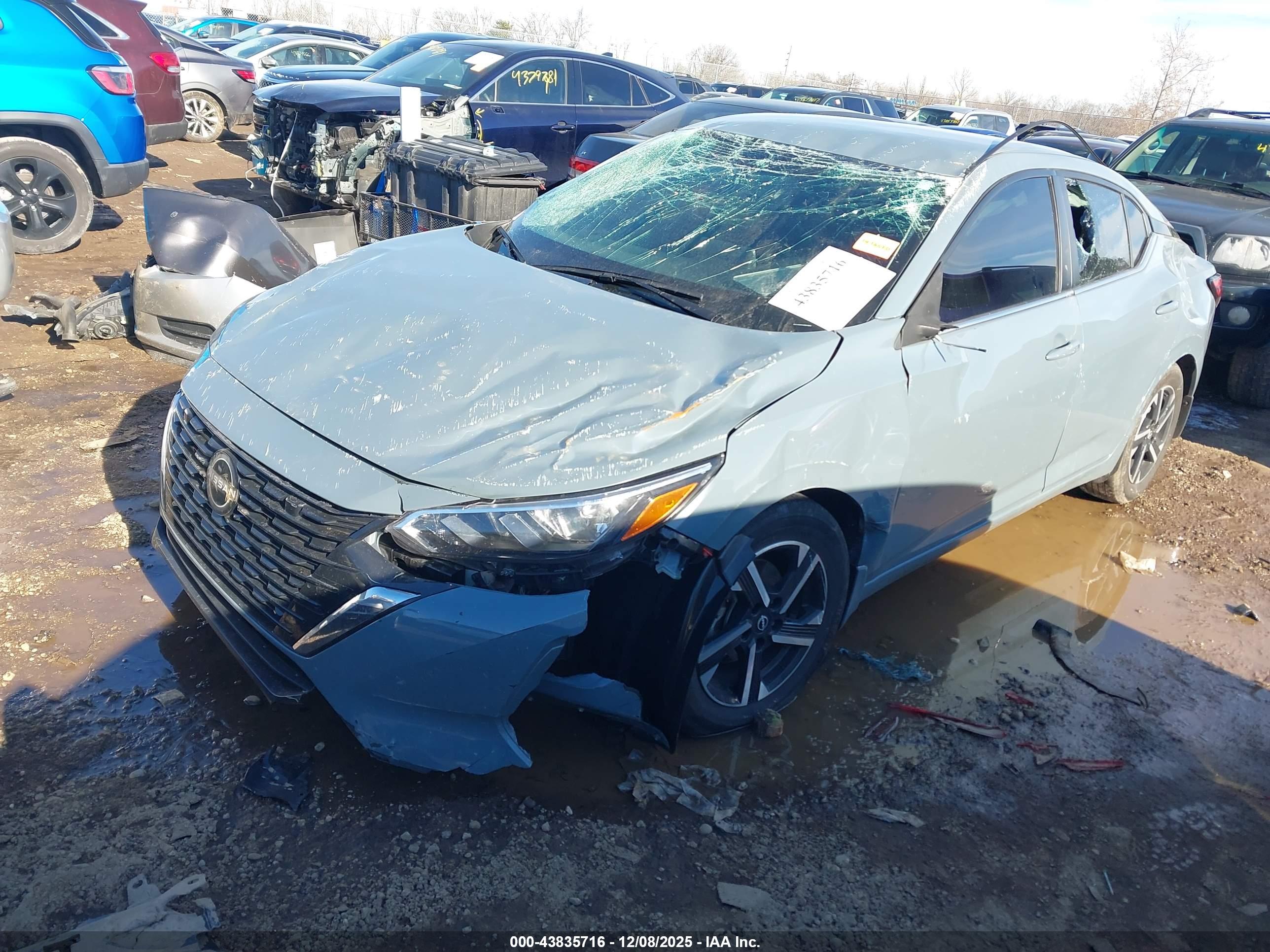 NISSAN SENTRA image 2