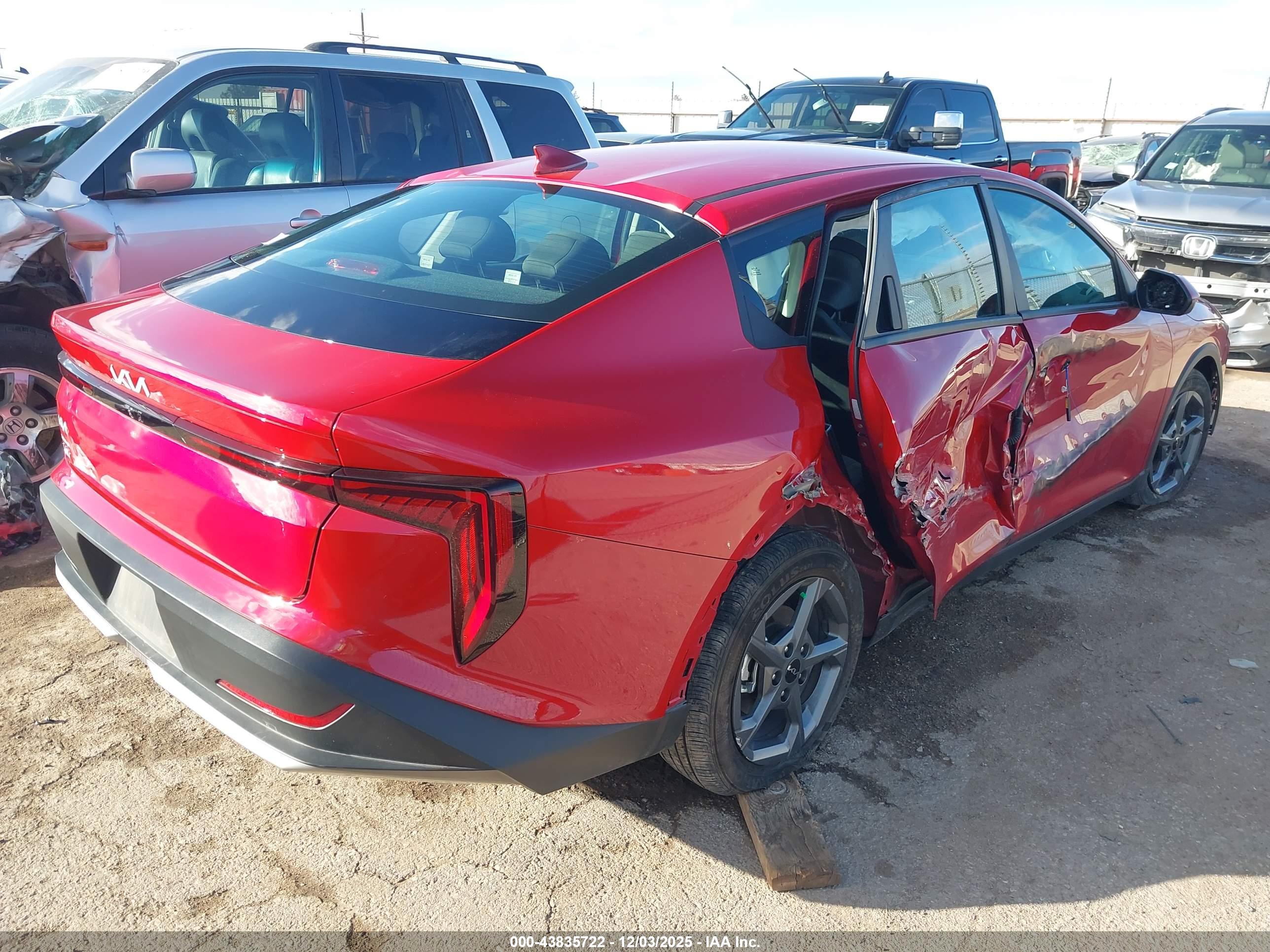 KIA K4 image 4