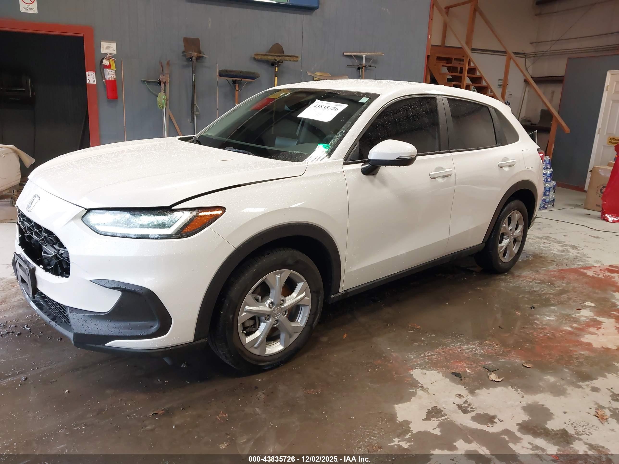 HONDA HR-V image 2