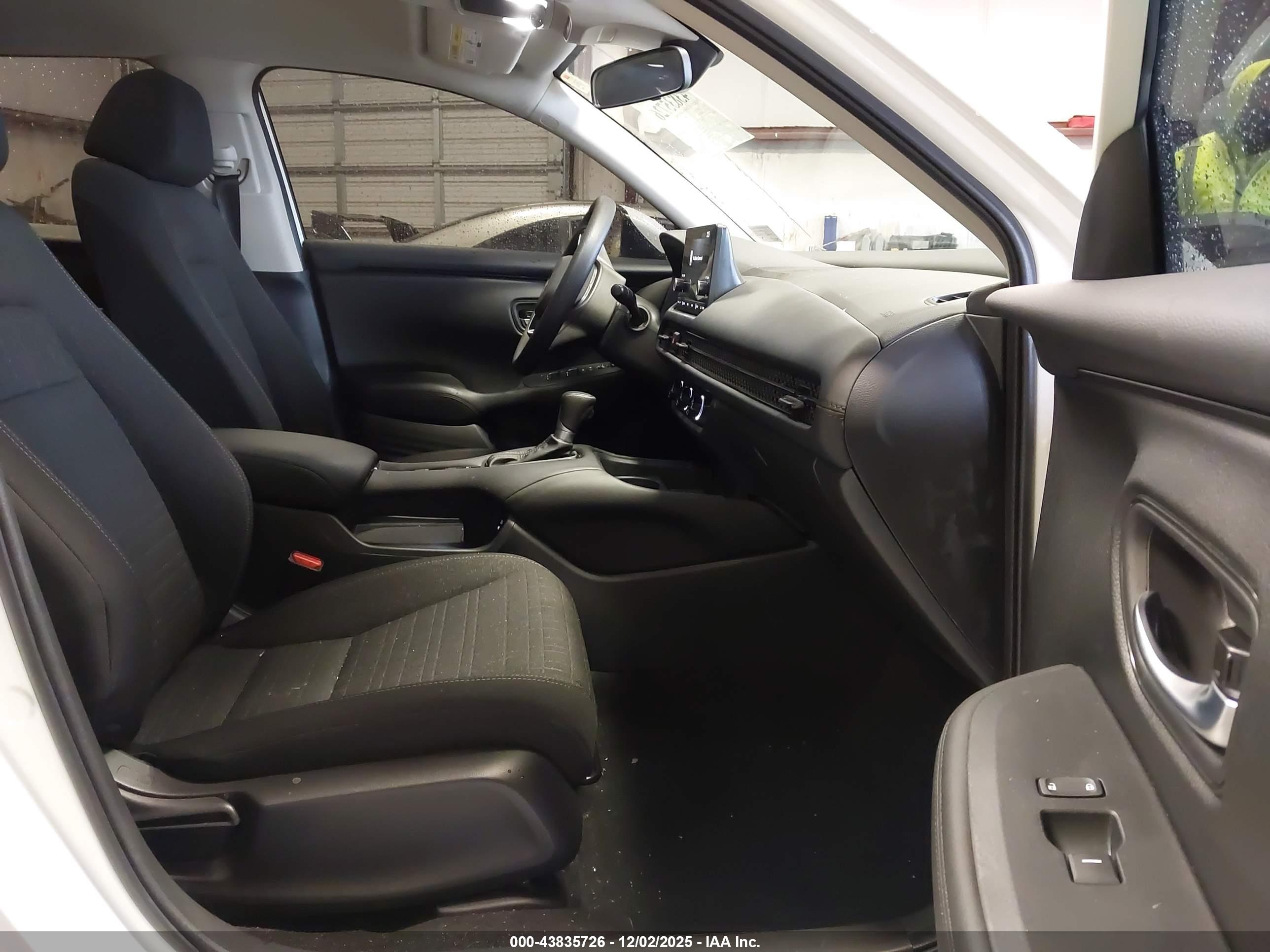 HONDA HR-V image 5