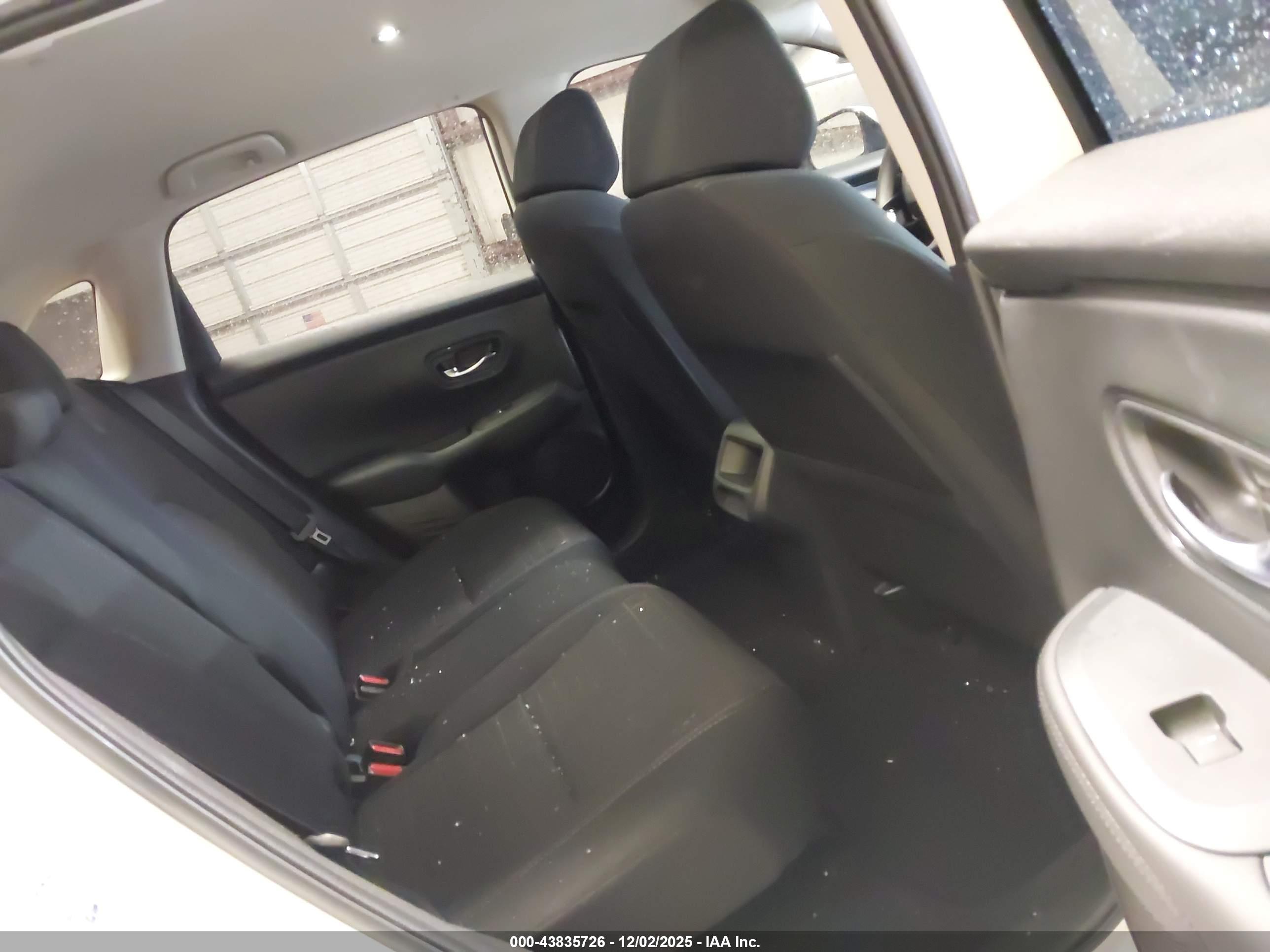 HONDA HR-V image 8