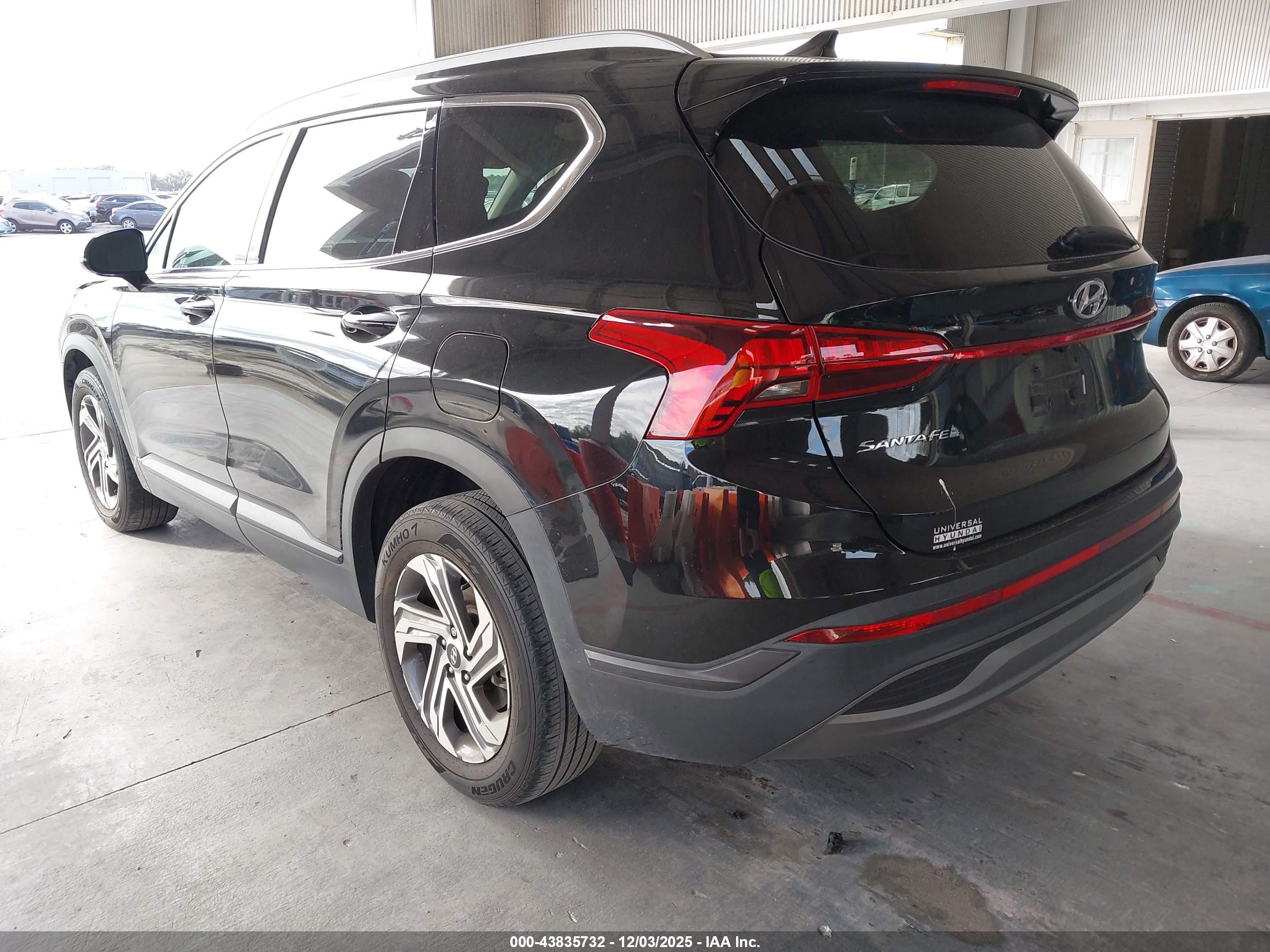 HYUNDAI SANTA image 3