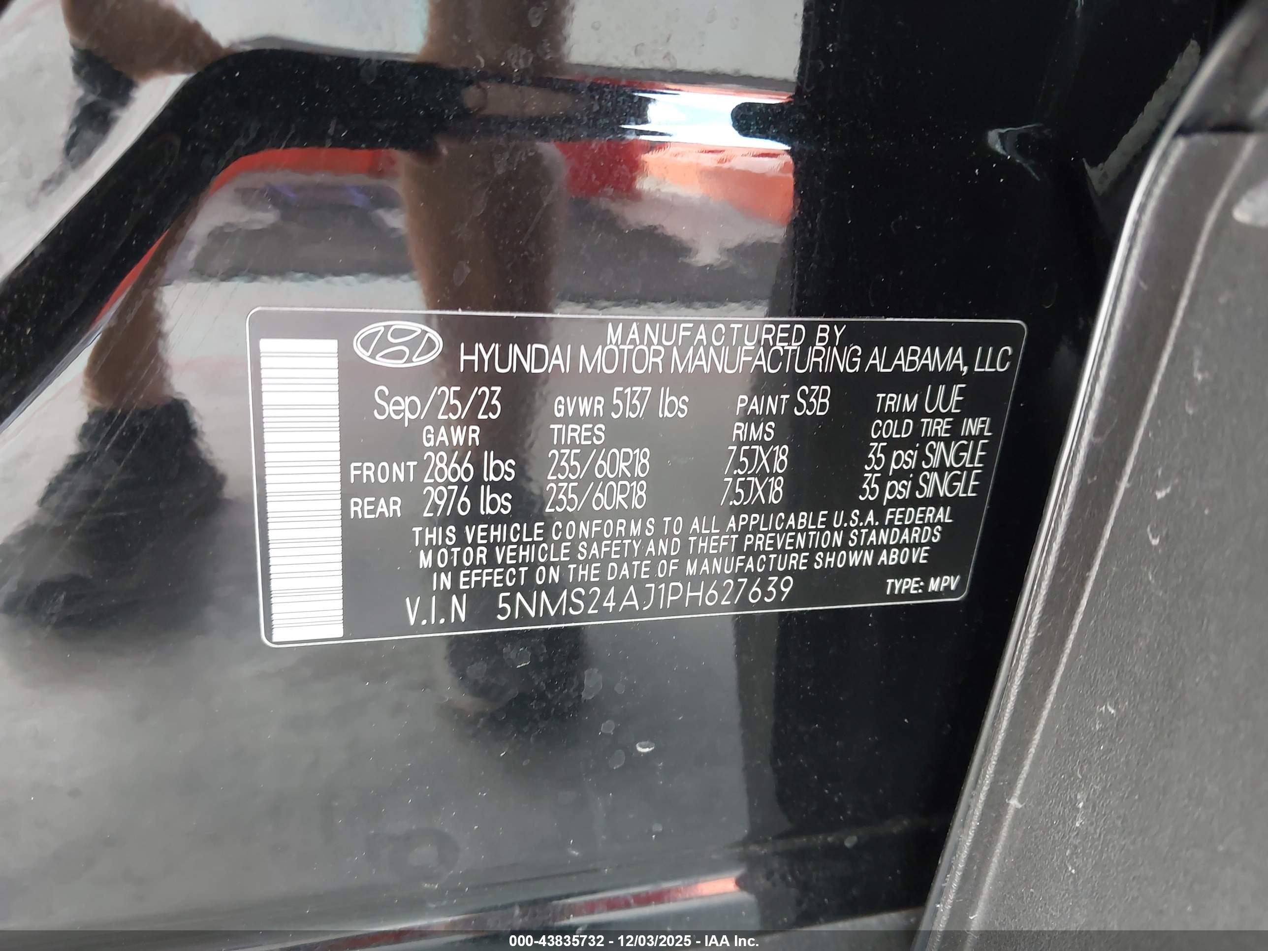 HYUNDAI SANTA image 9