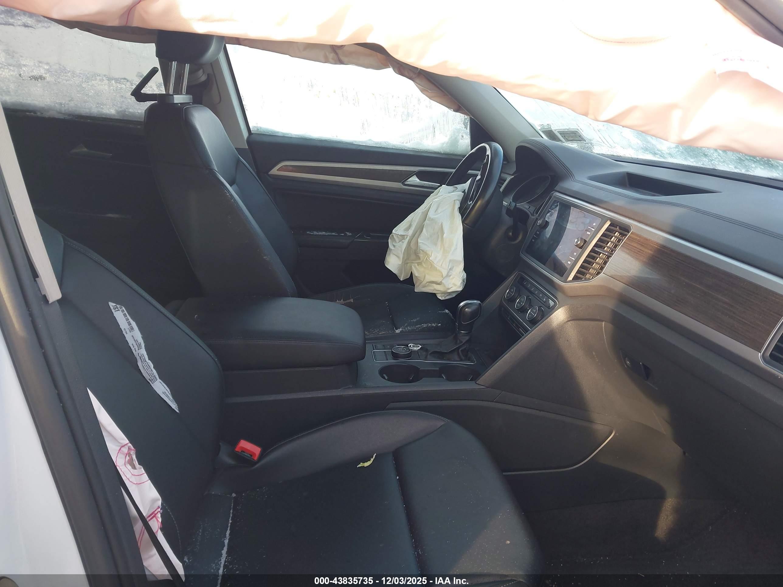 VOLKSWAGEN ATLAS image 5