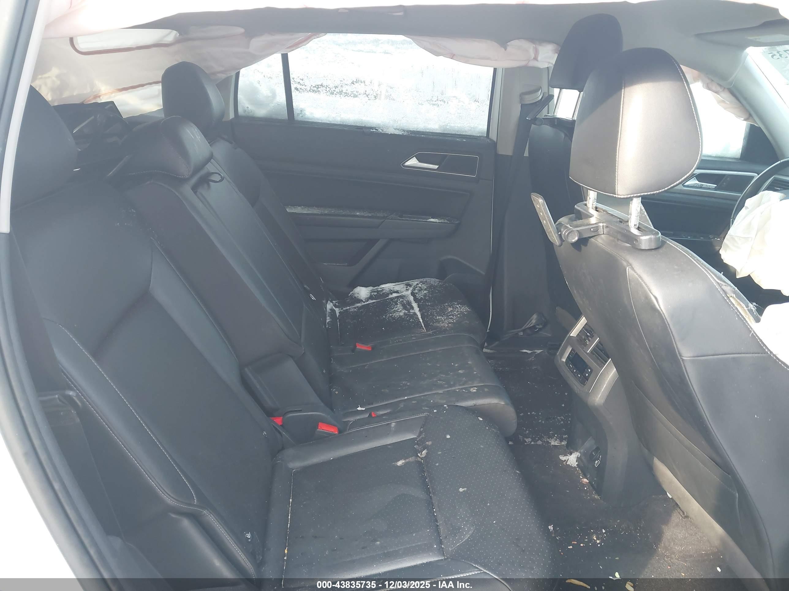 VOLKSWAGEN ATLAS image 8
