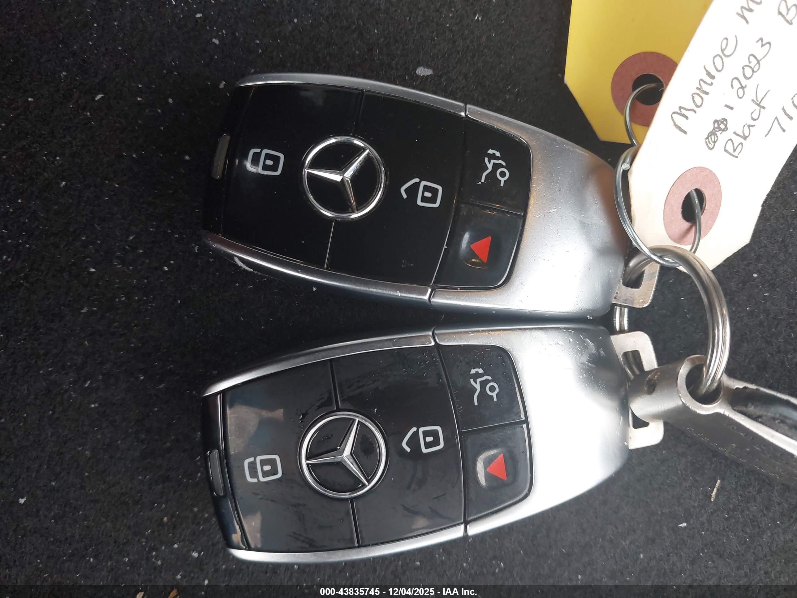 MERCEDES-BENZ E image 11