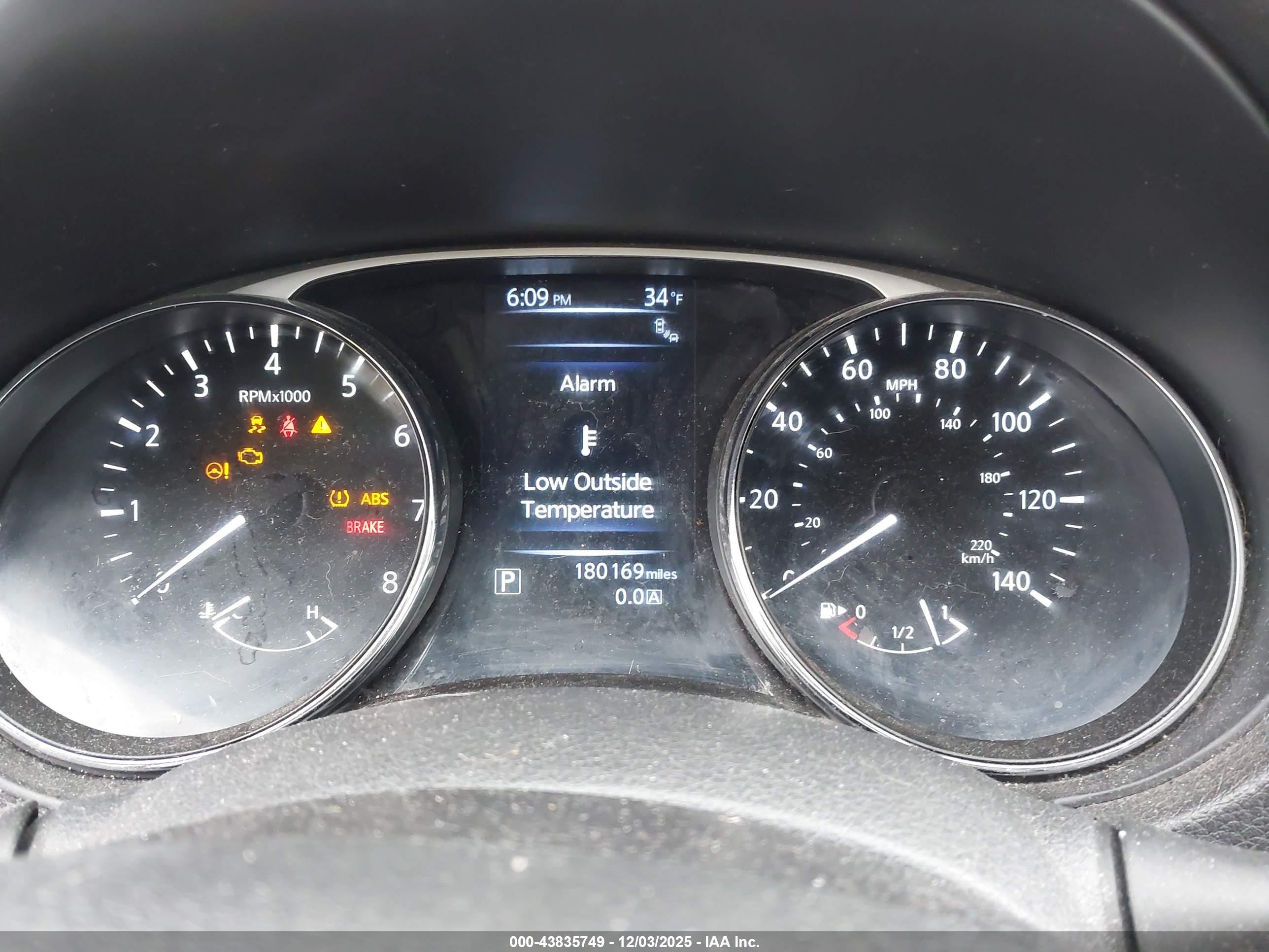 NISSAN ROGUE image 7