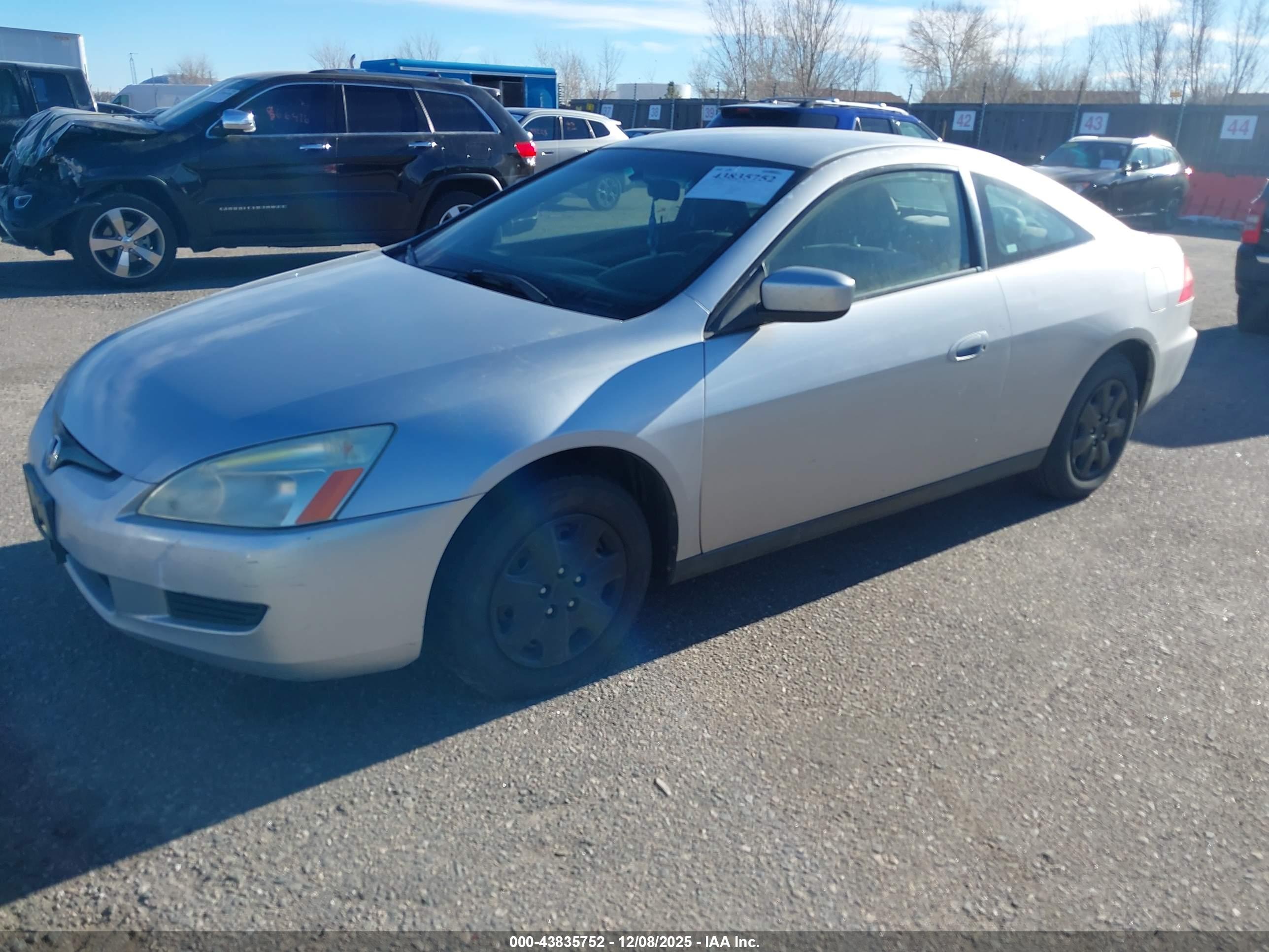 HONDA ACCORD image 2