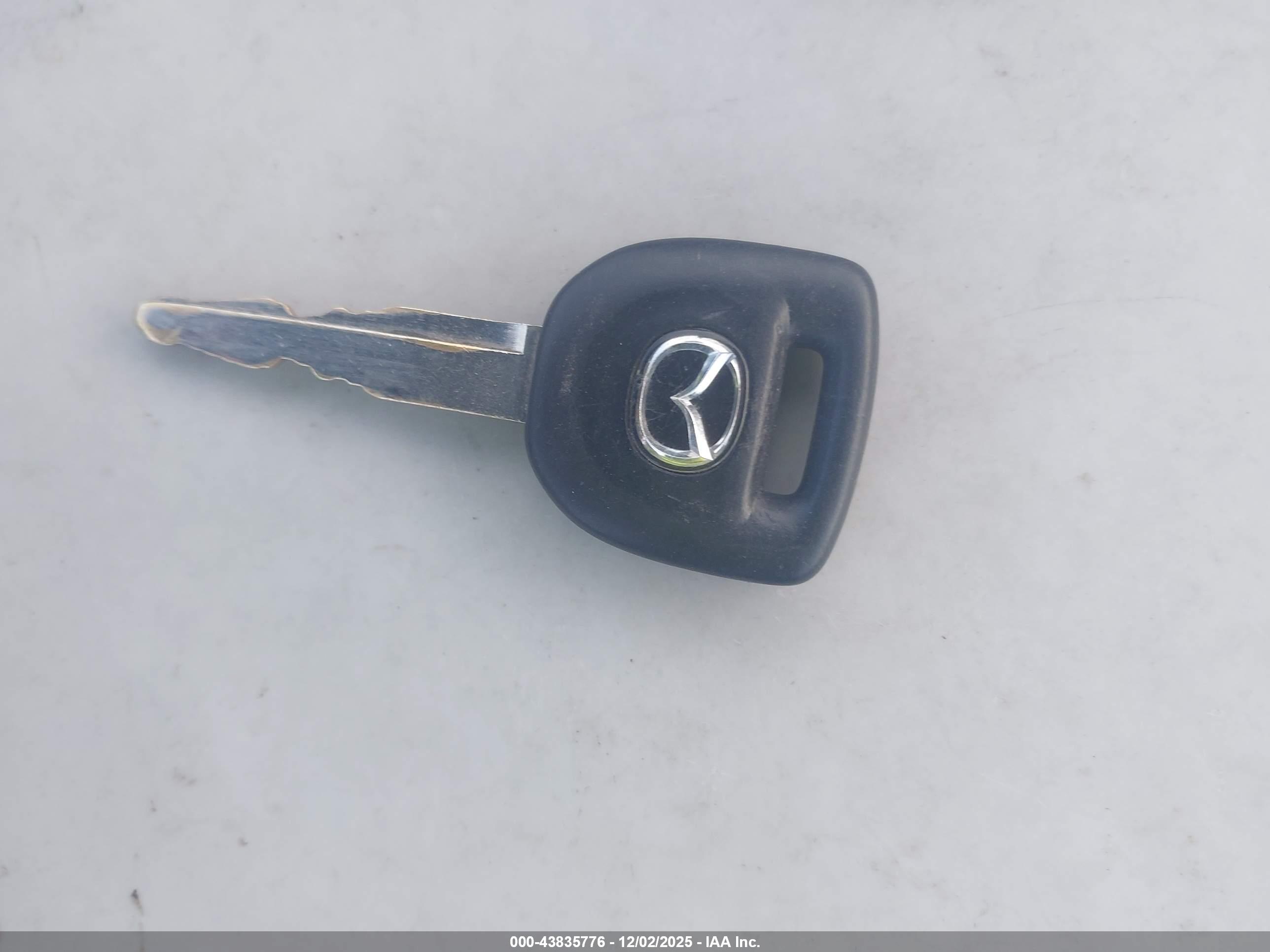 MAZDA MAZDA6 image 11