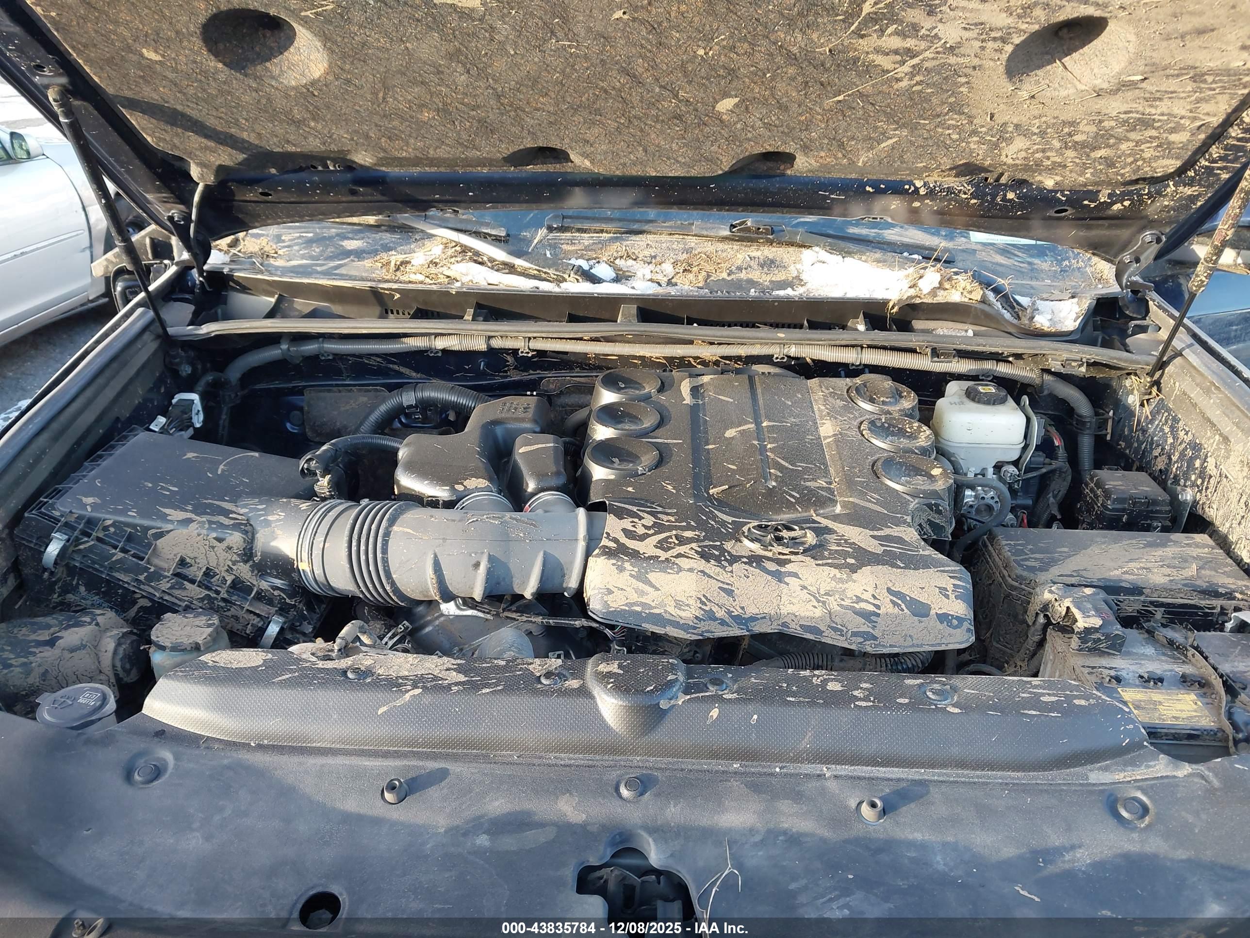 TOYOTA 4RUNNER image 10