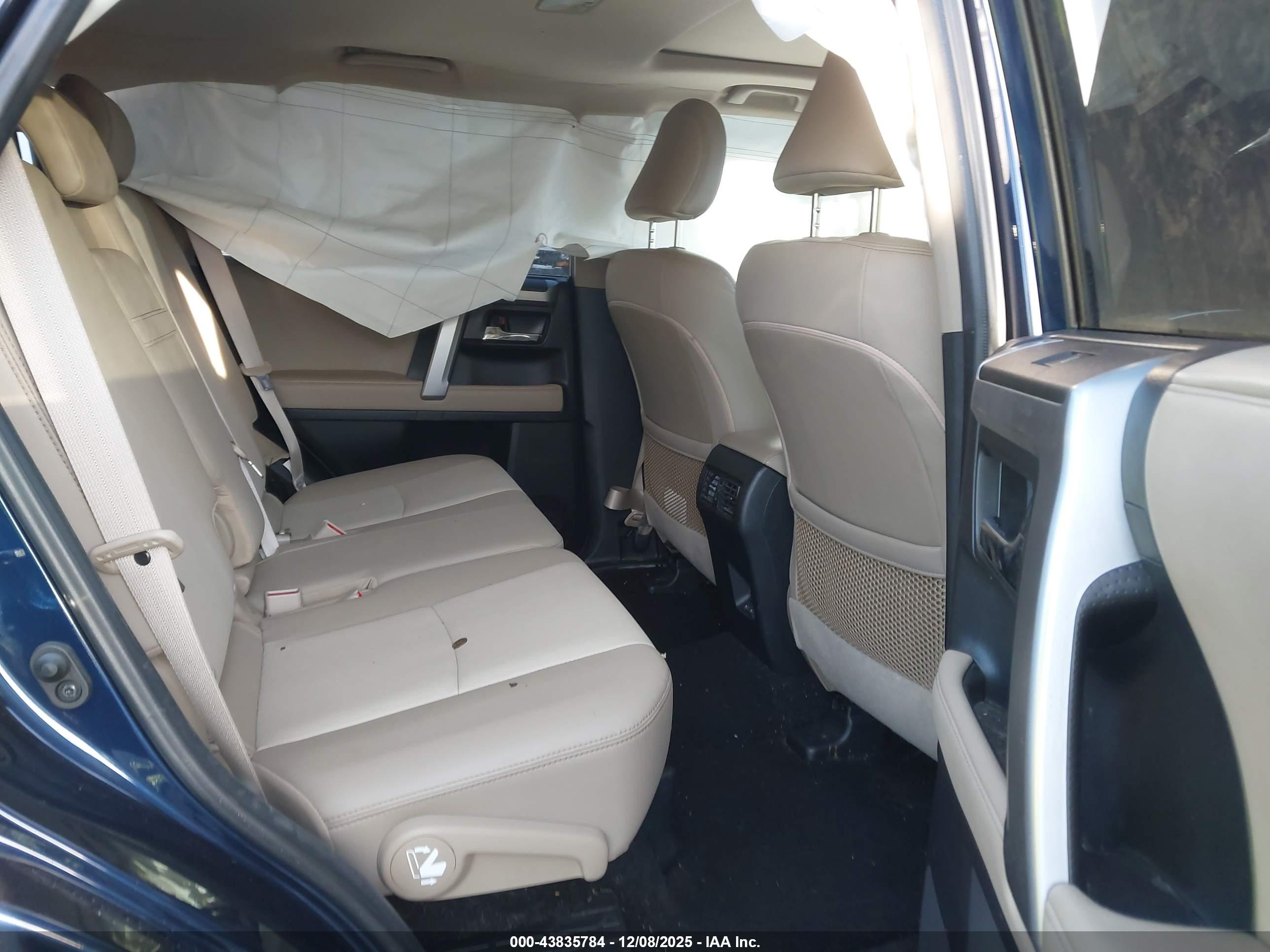 TOYOTA 4RUNNER image 8