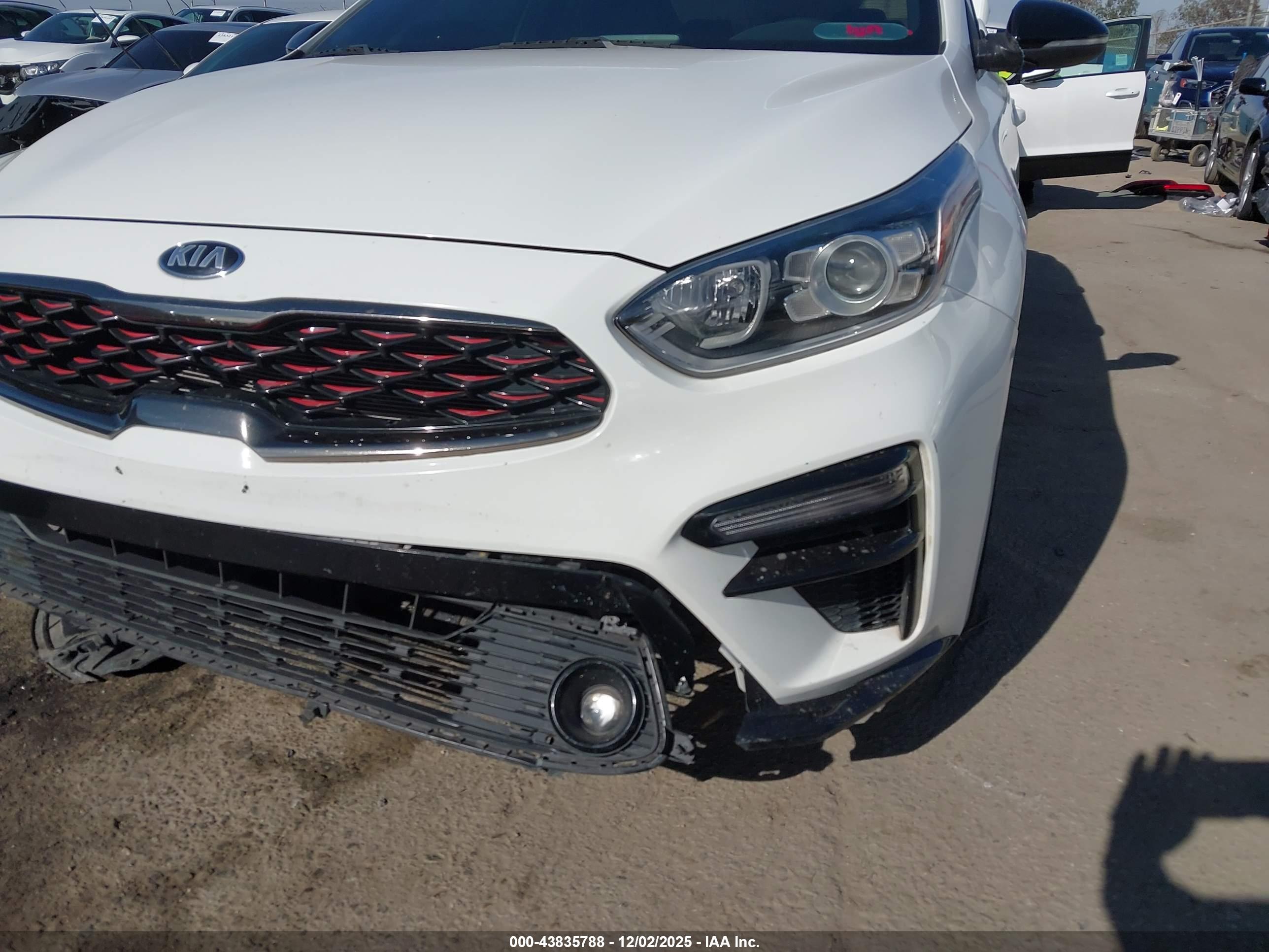 KIA FORTE image 6
