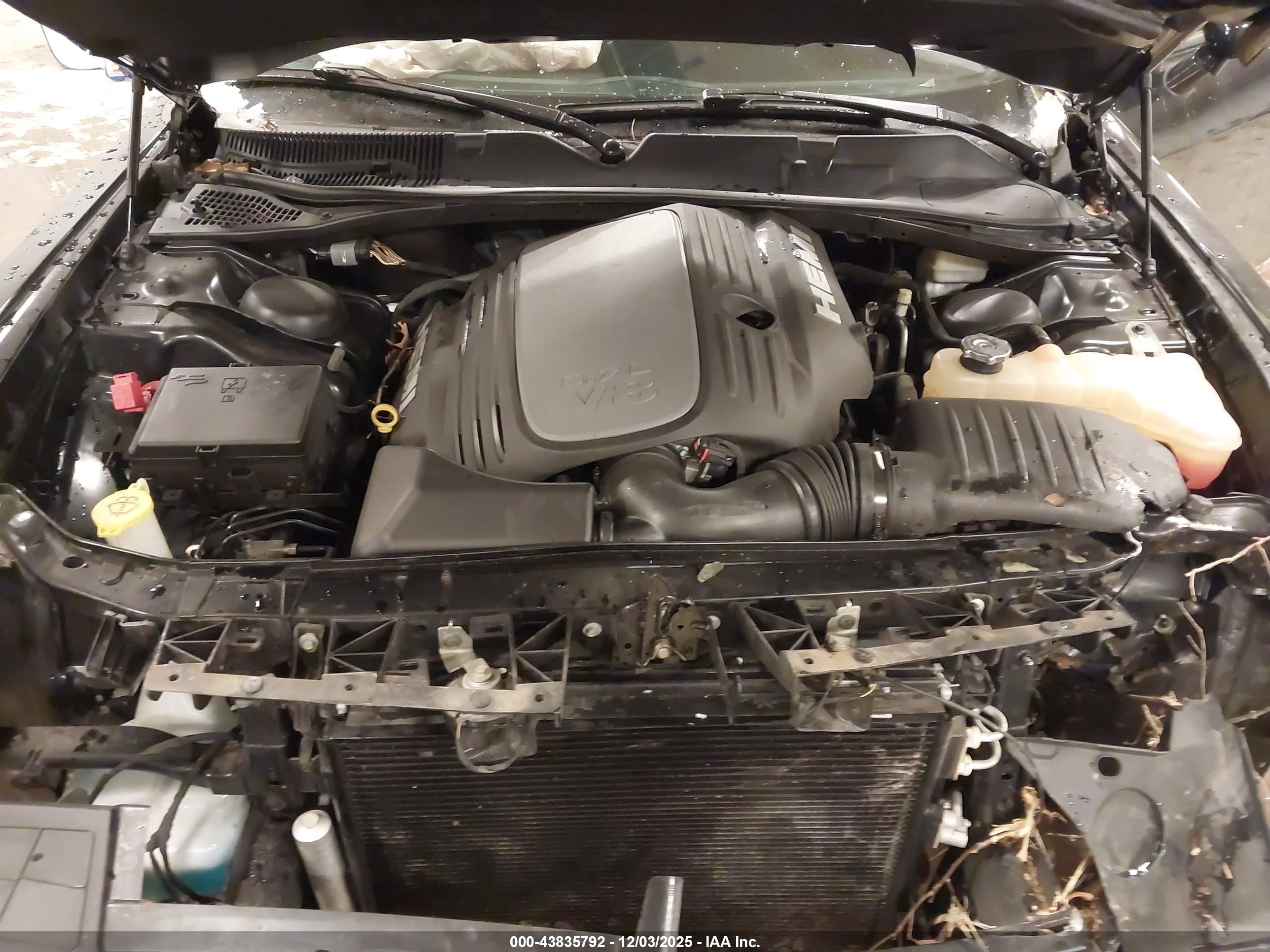 DODGE CHALLENGER image 10
