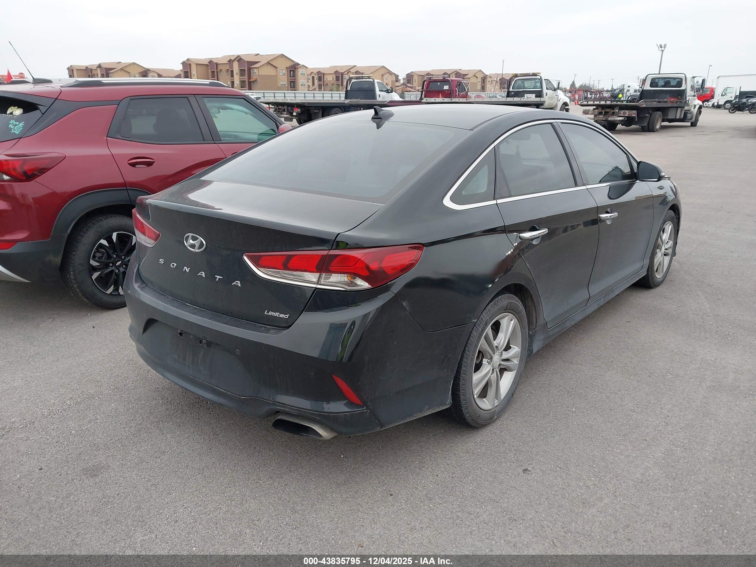 HYUNDAI SONATA image 4