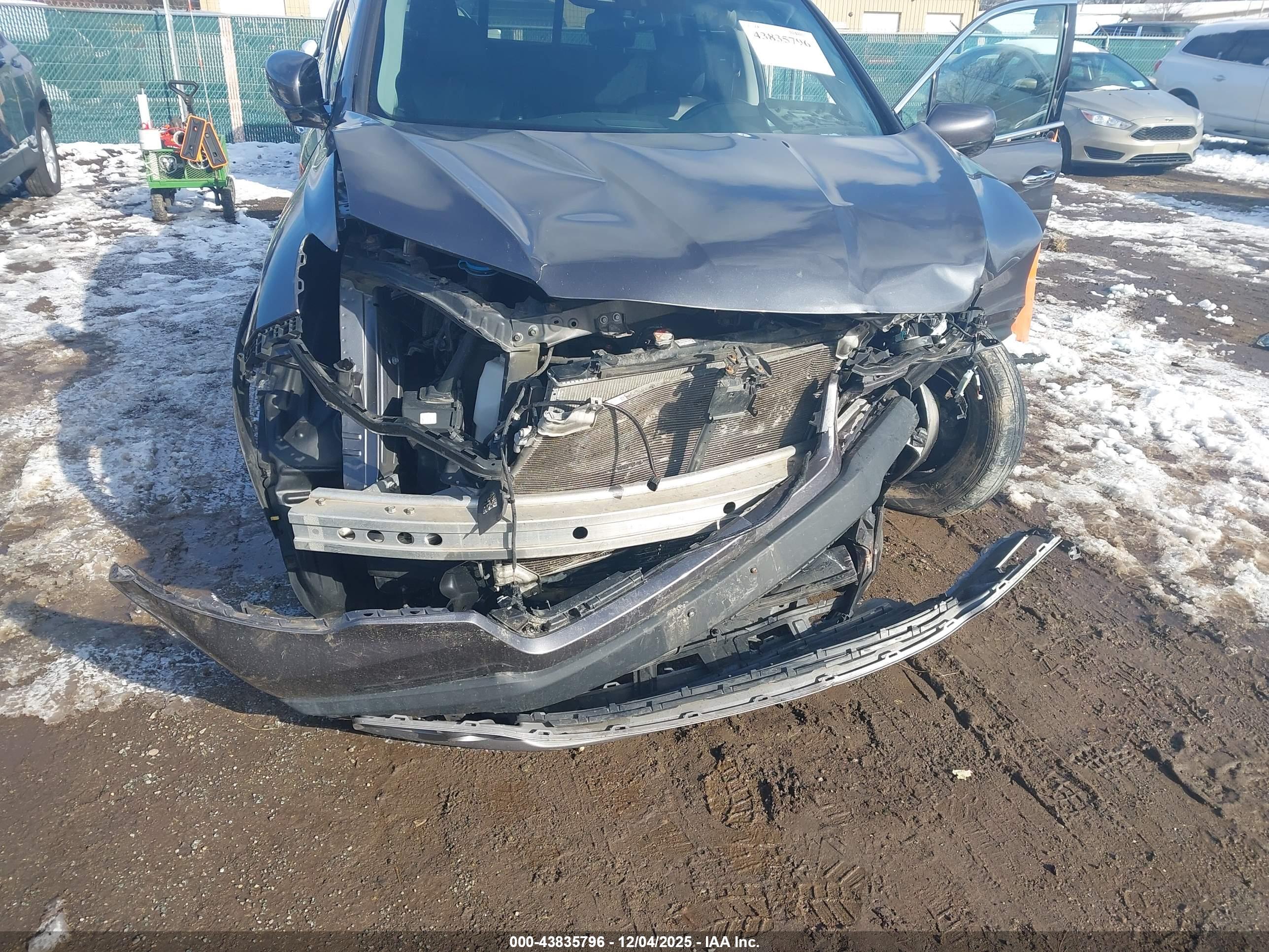 HONDA RIDGELINE image 6