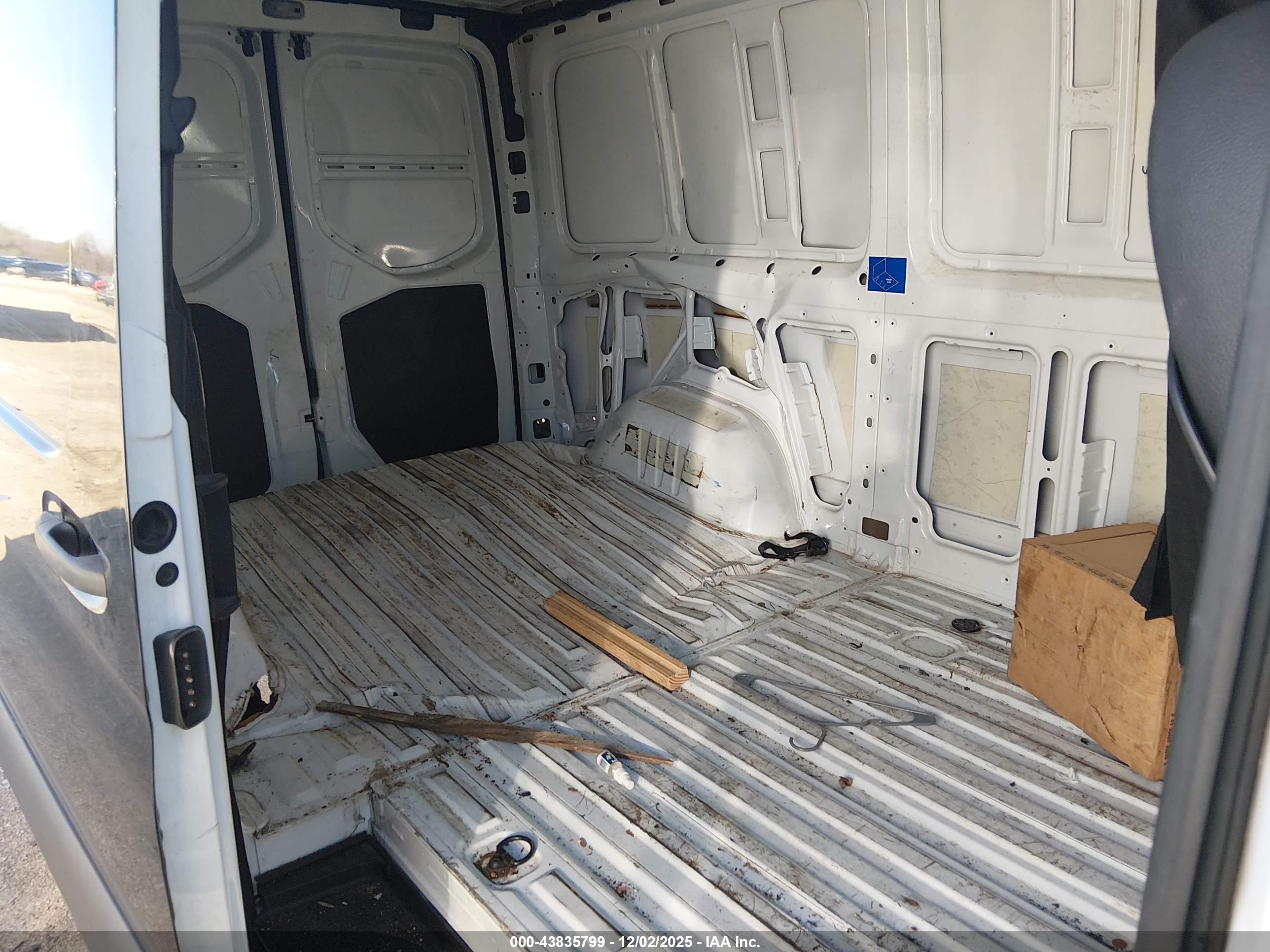 MERCEDES-BENZ SPRINTER image 8