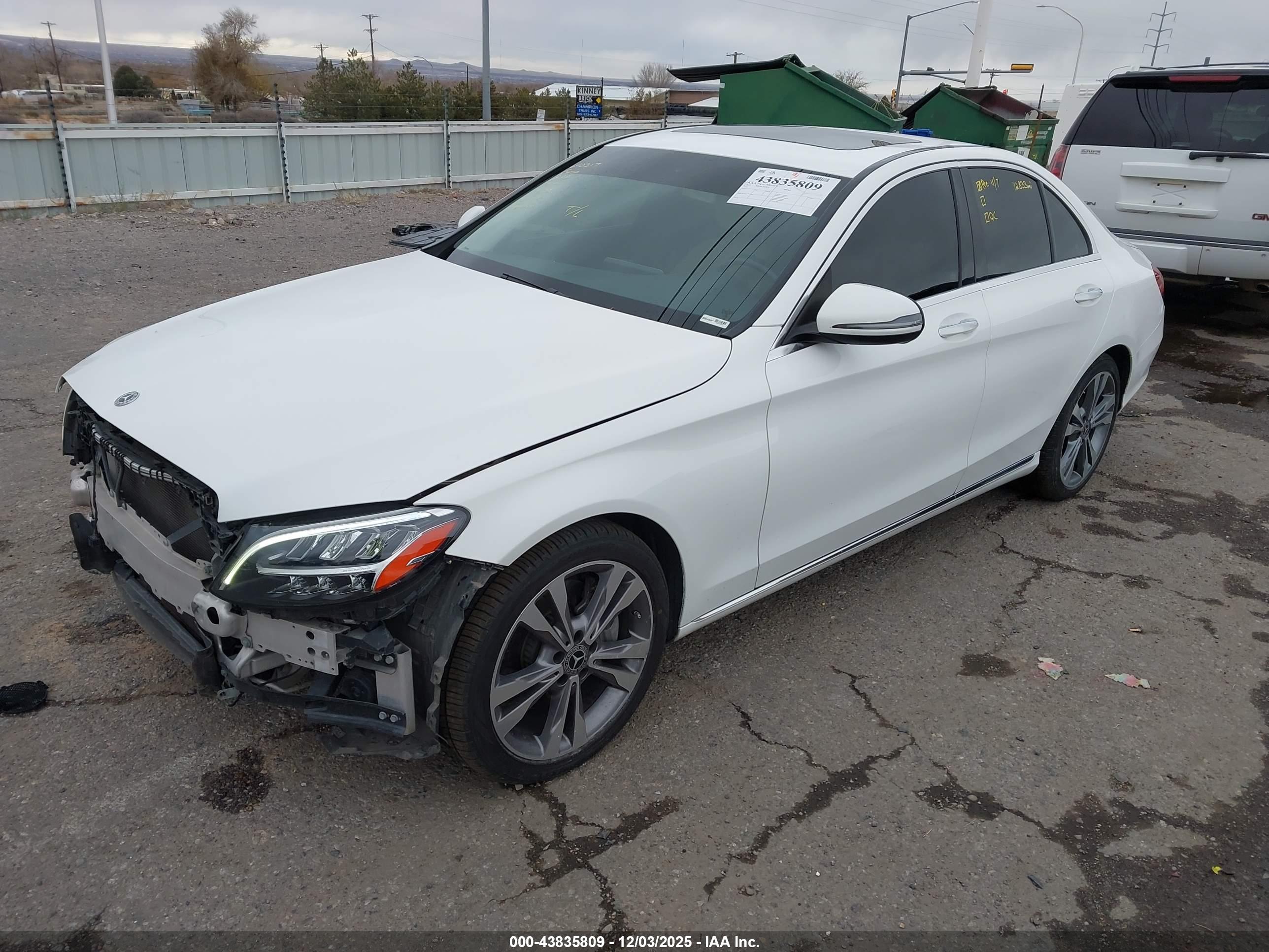 MERCEDES-BENZ C image 2