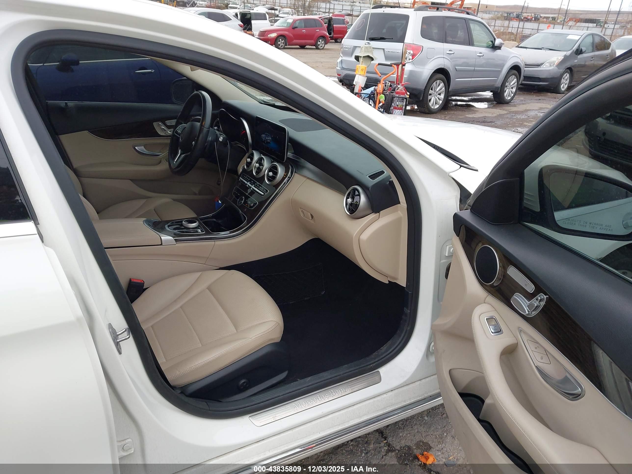 MERCEDES-BENZ C image 5