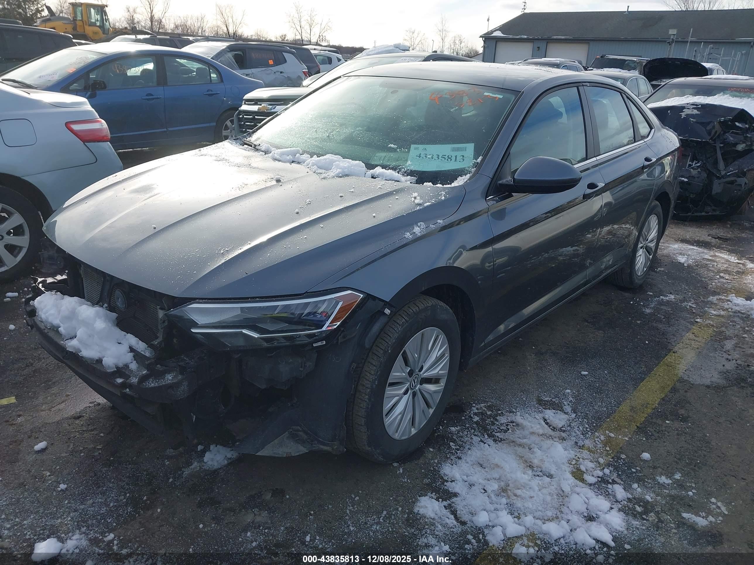 VOLKSWAGEN JETTA image 2