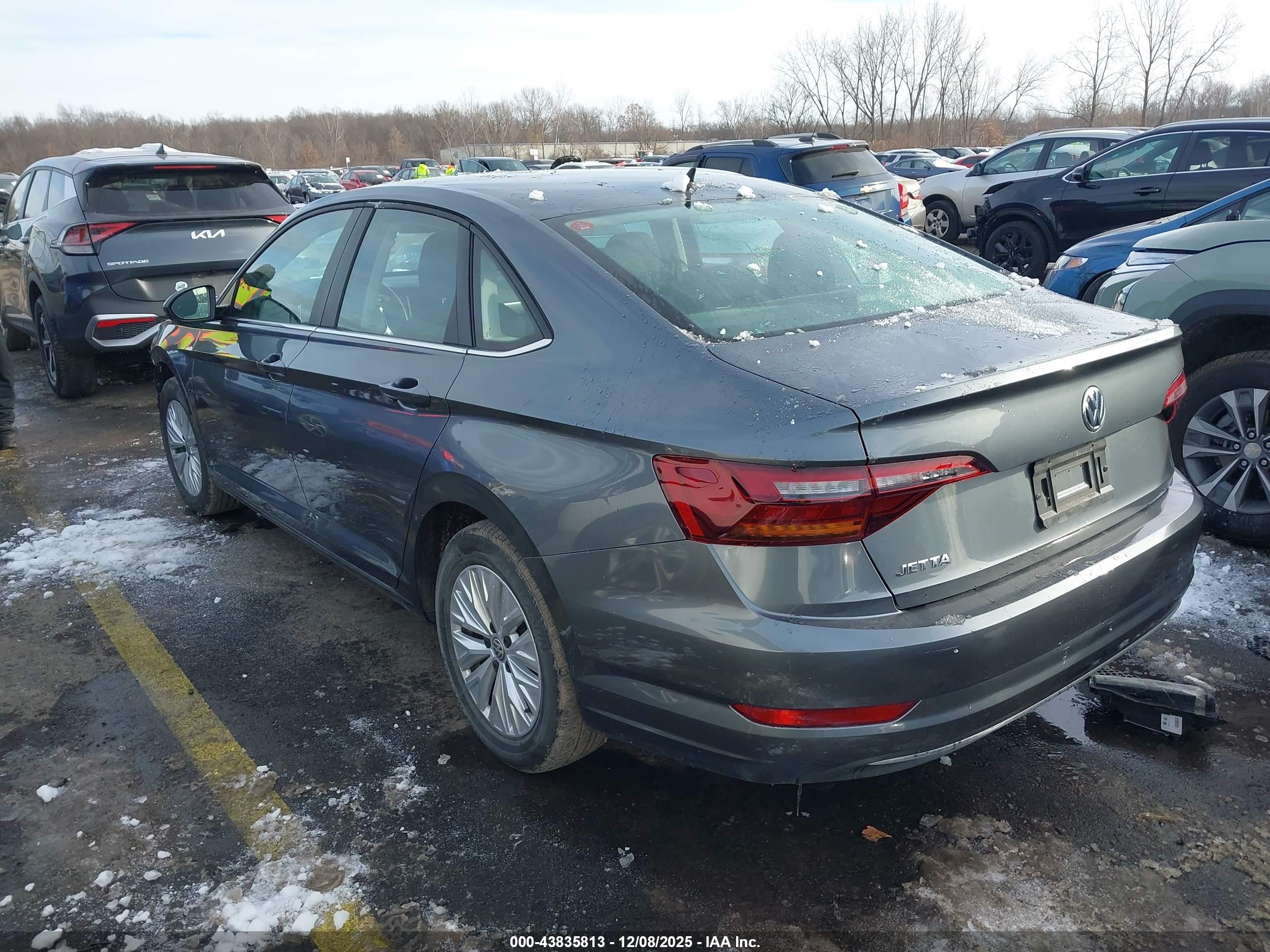 VOLKSWAGEN JETTA image 3