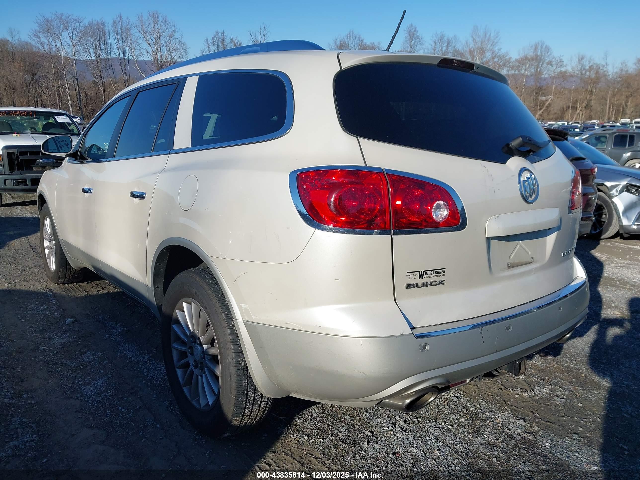 BUICK ENCLAVE image 6