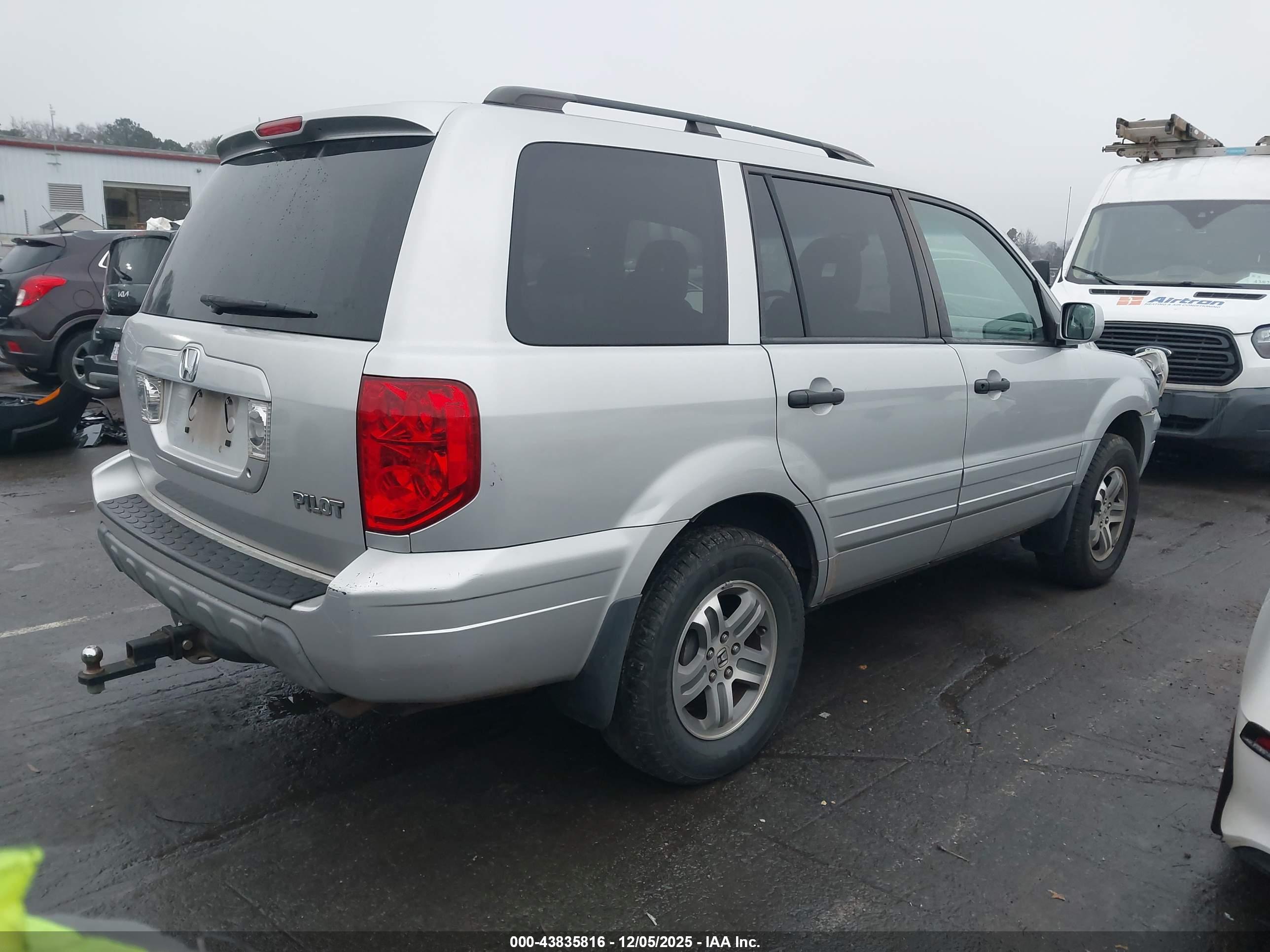 HONDA PILOT image 4
