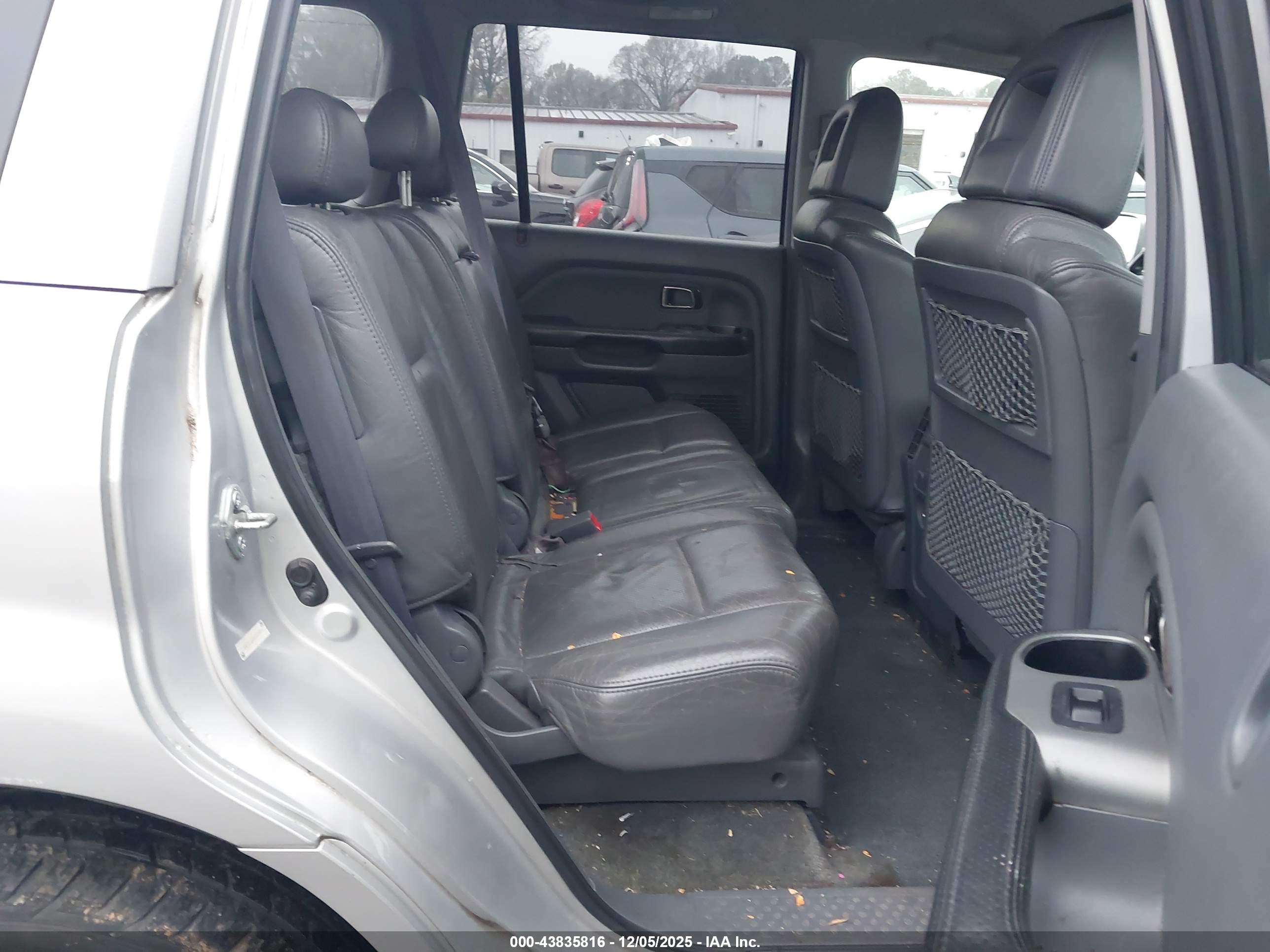 HONDA PILOT image 8