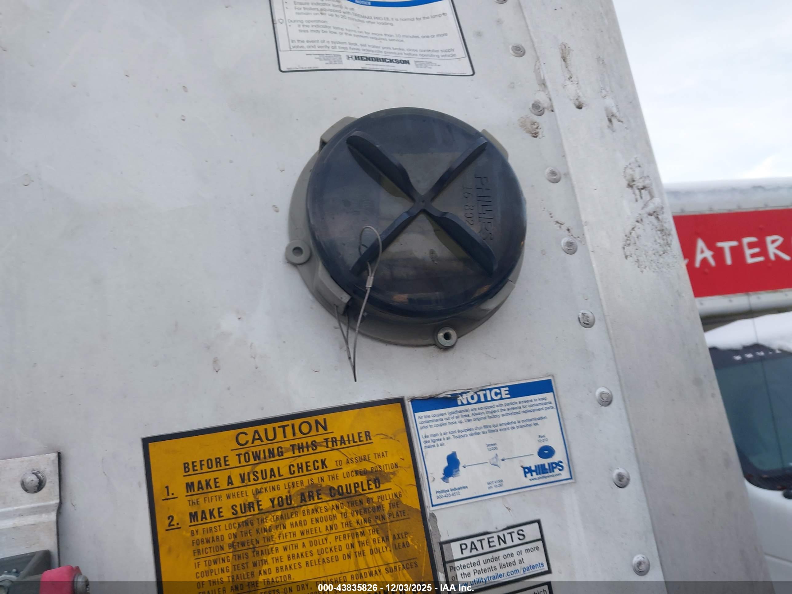 UTILITY TRAILER image 11