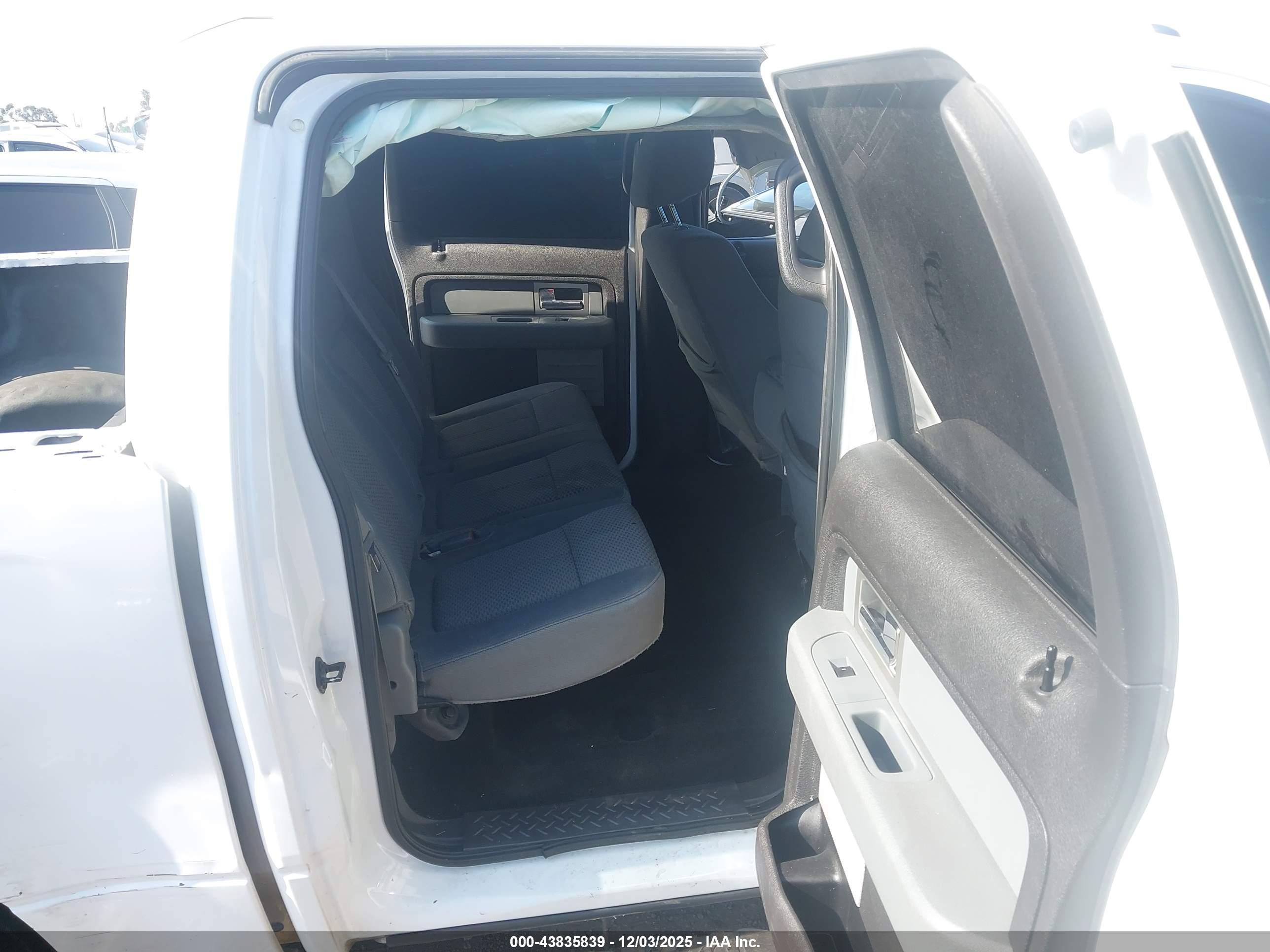 FORD F-150 image 8
