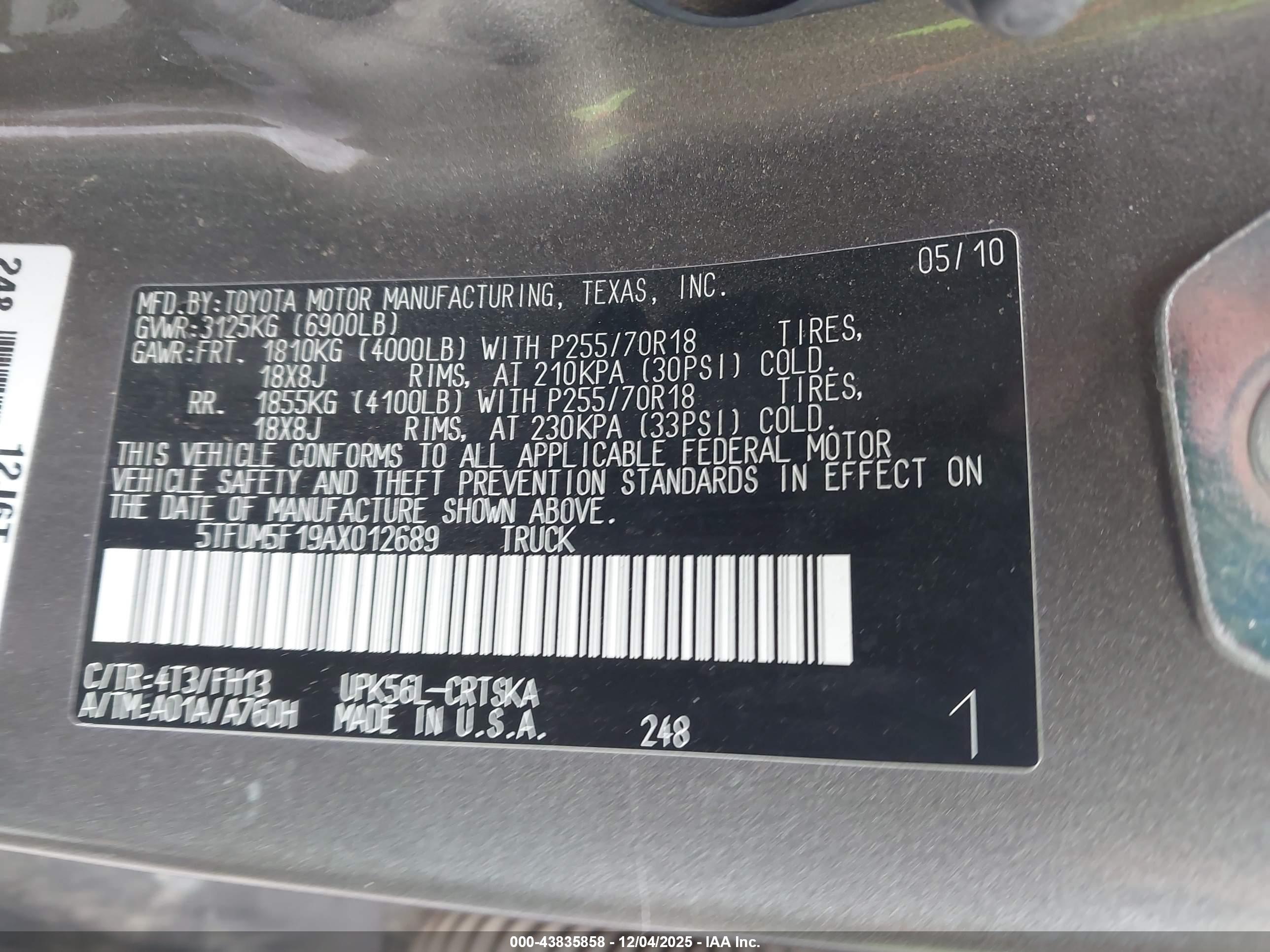 TOYOTA TUNDRA image 9