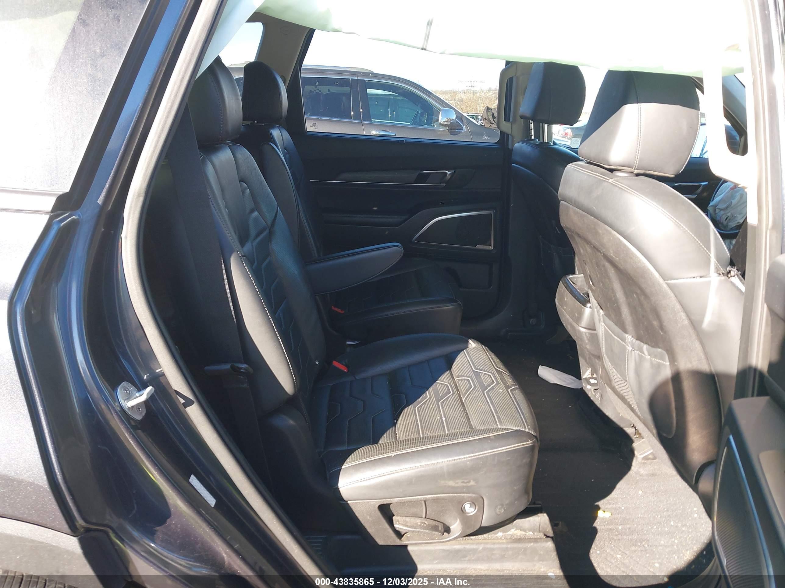 KIA TELLURIDE image 8