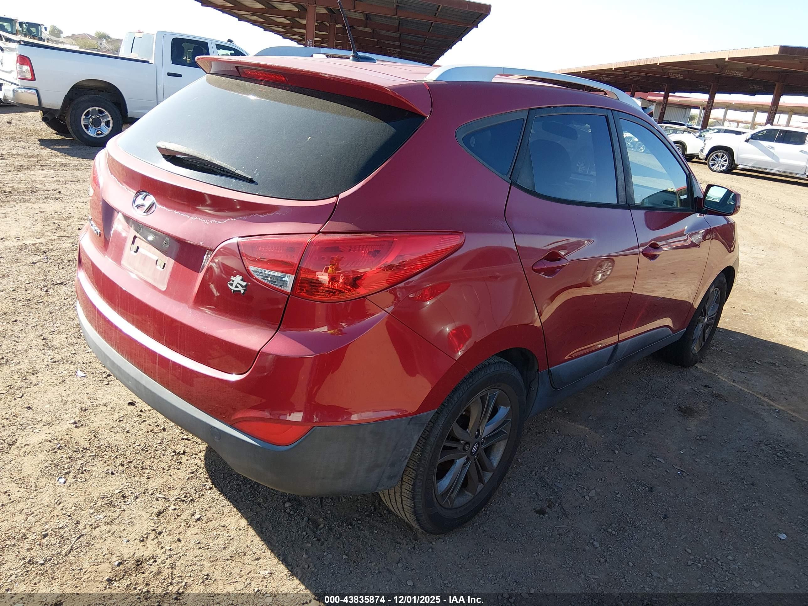 HYUNDAI TUCSON image 4