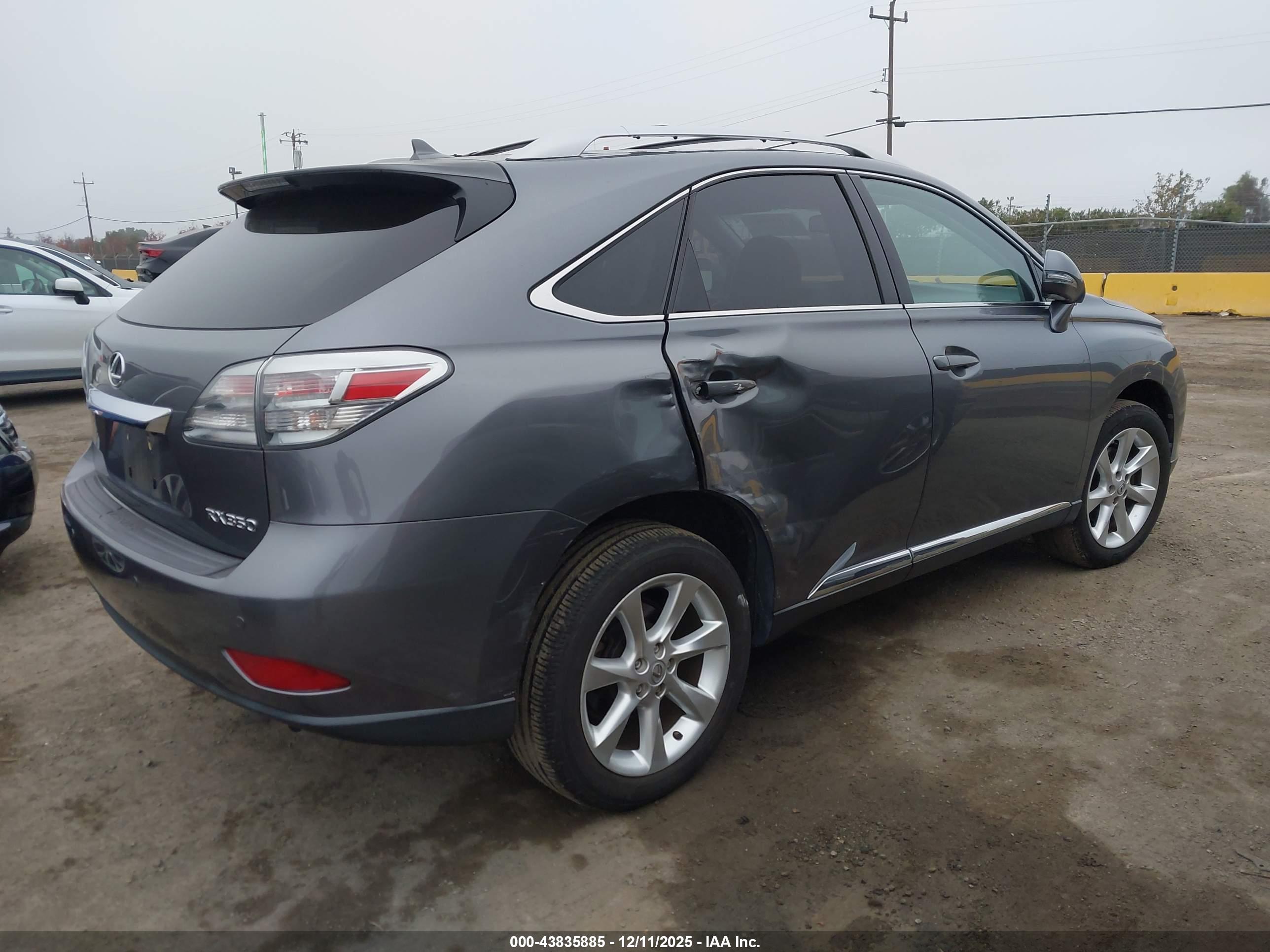 LEXUS RX image 4