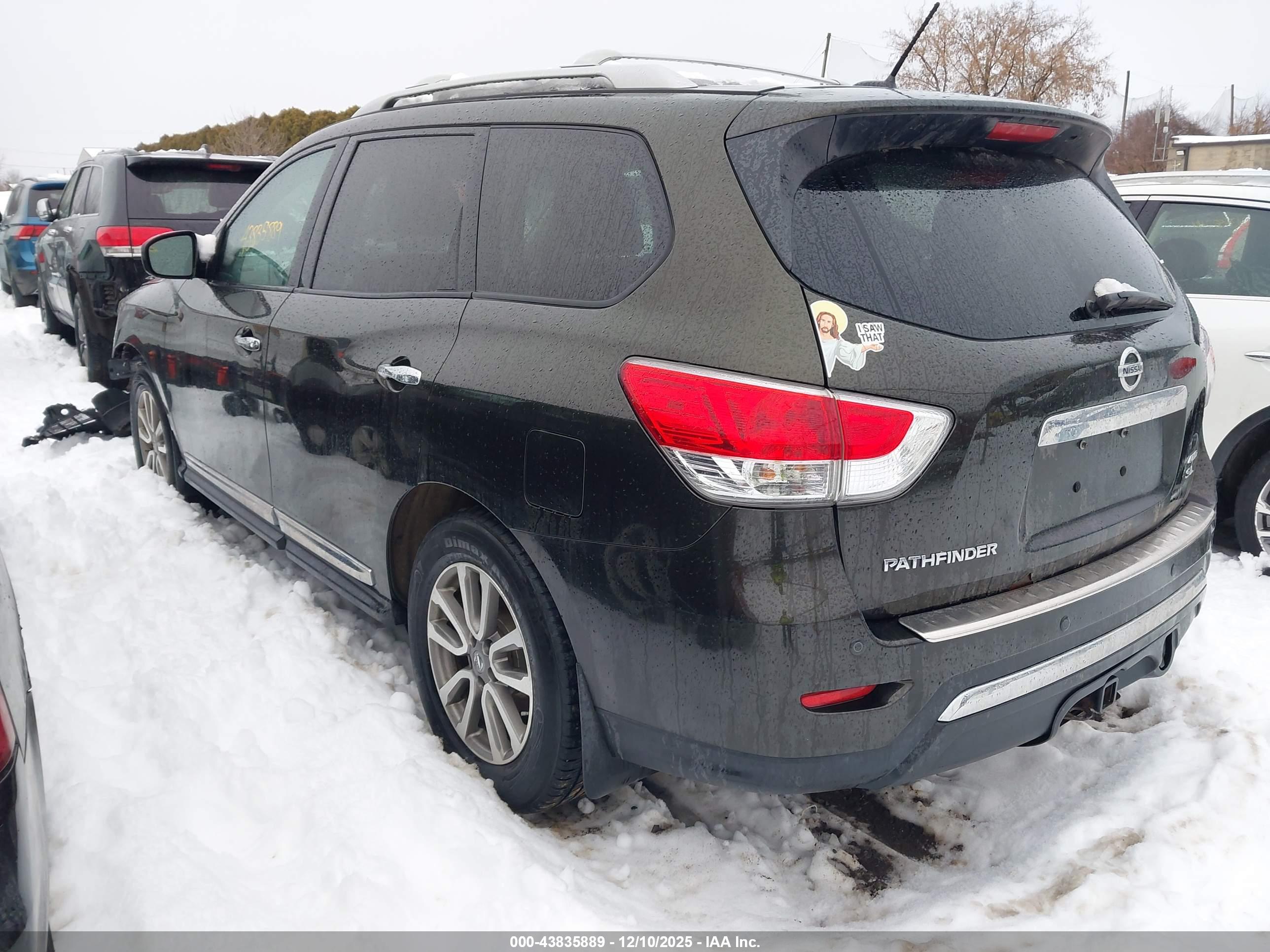 NISSAN PATHFINDER image 3