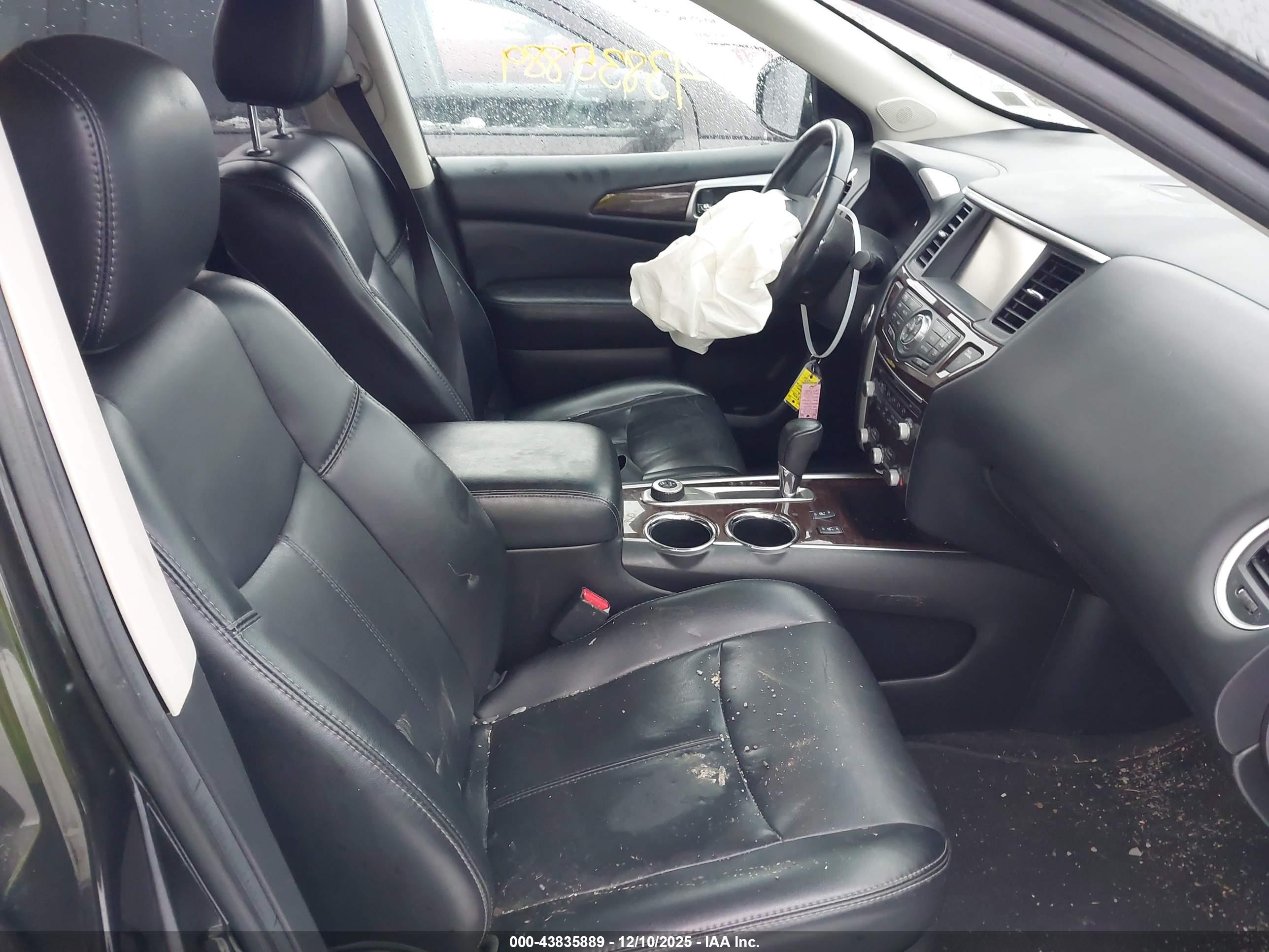 NISSAN PATHFINDER image 5