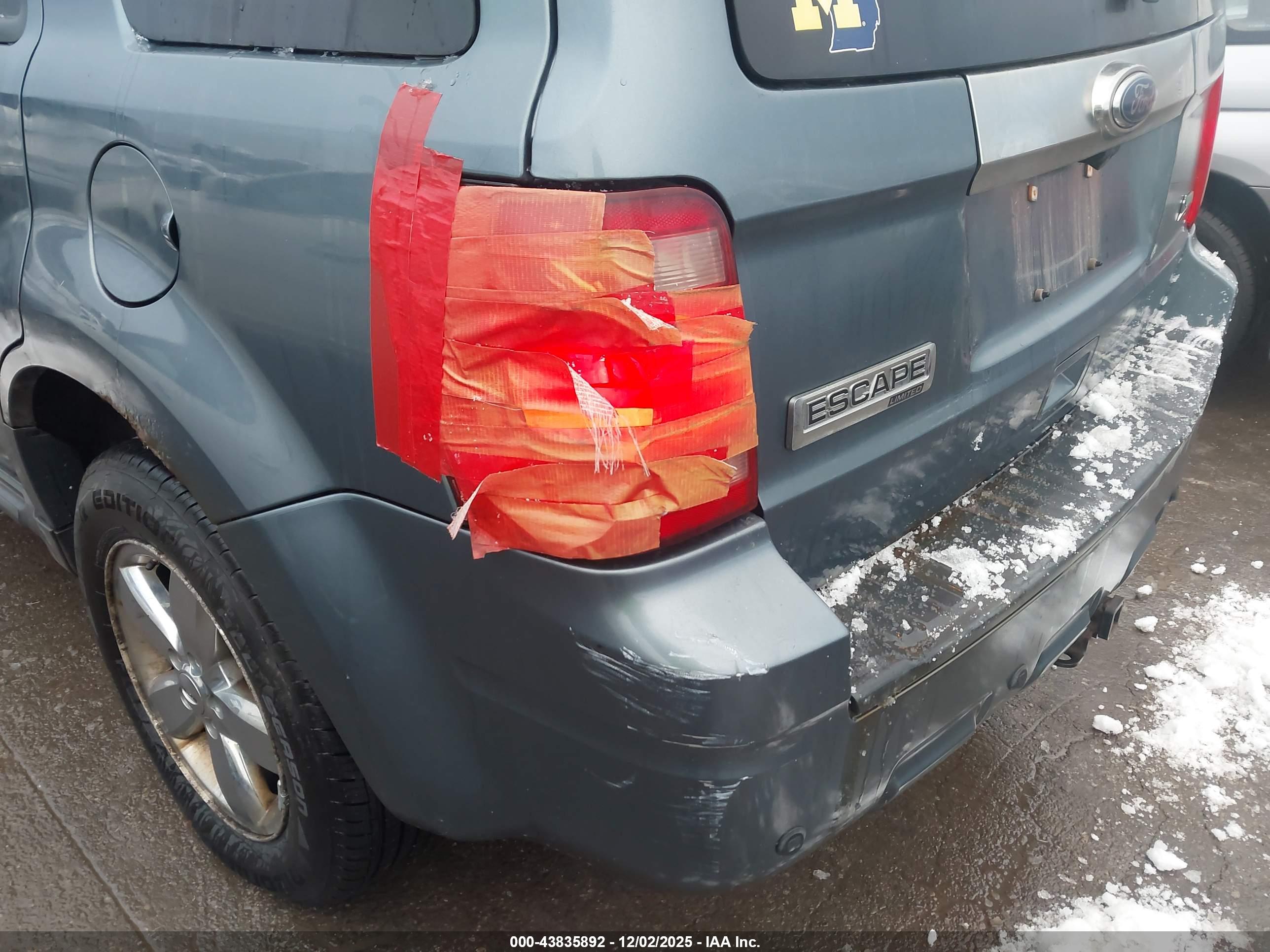 FORD ESCAPE image 6