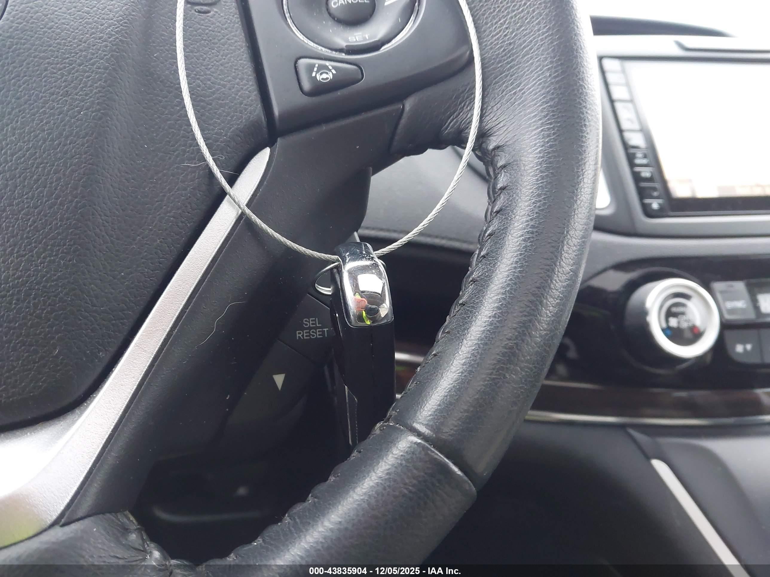 HONDA CR-V image 11