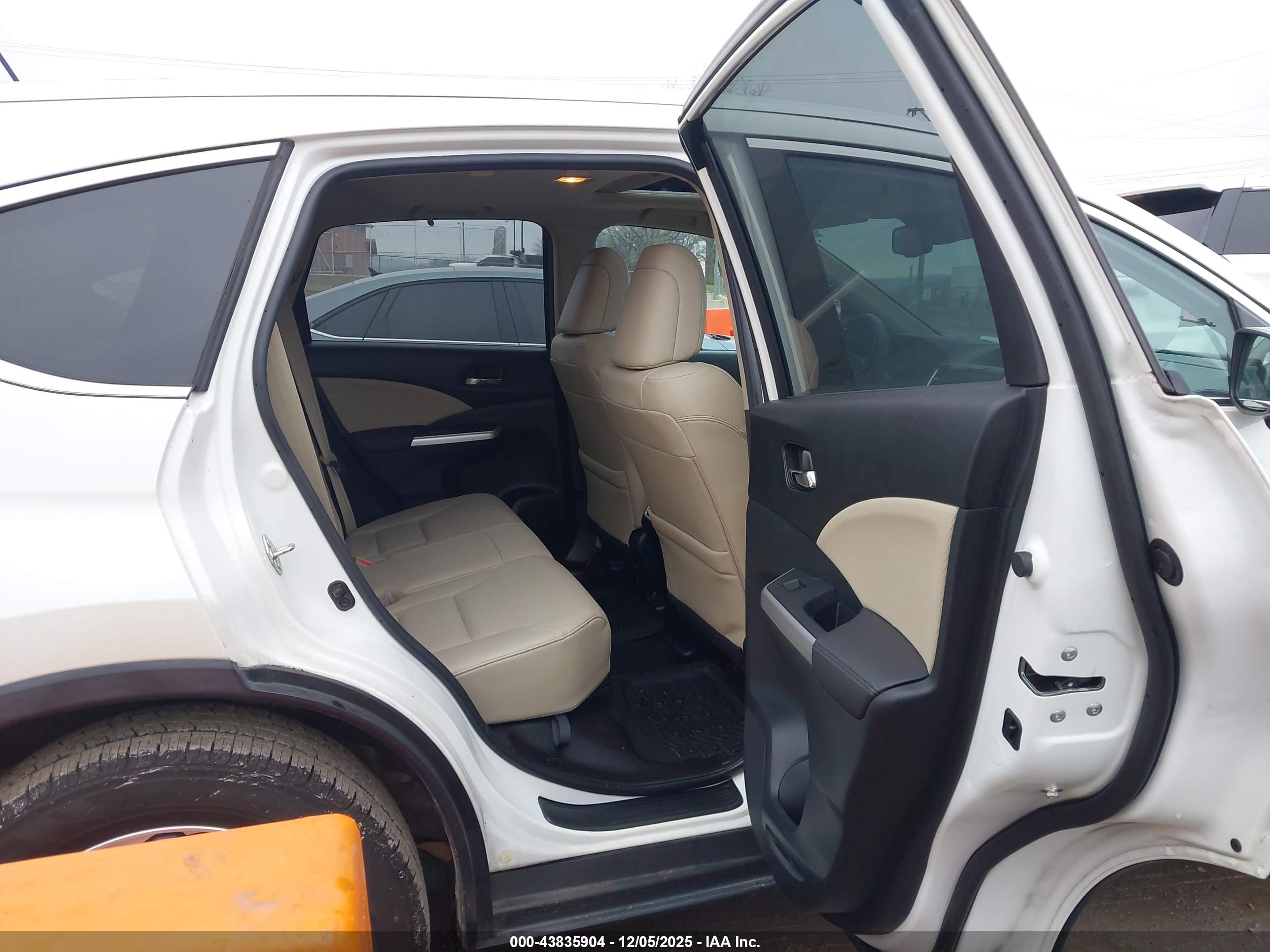 HONDA CR-V image 8