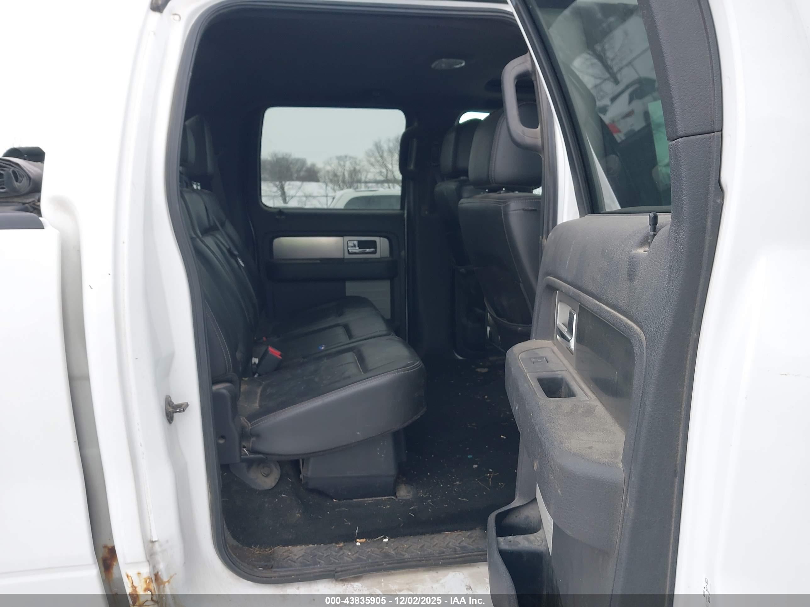 FORD F-150 image 8