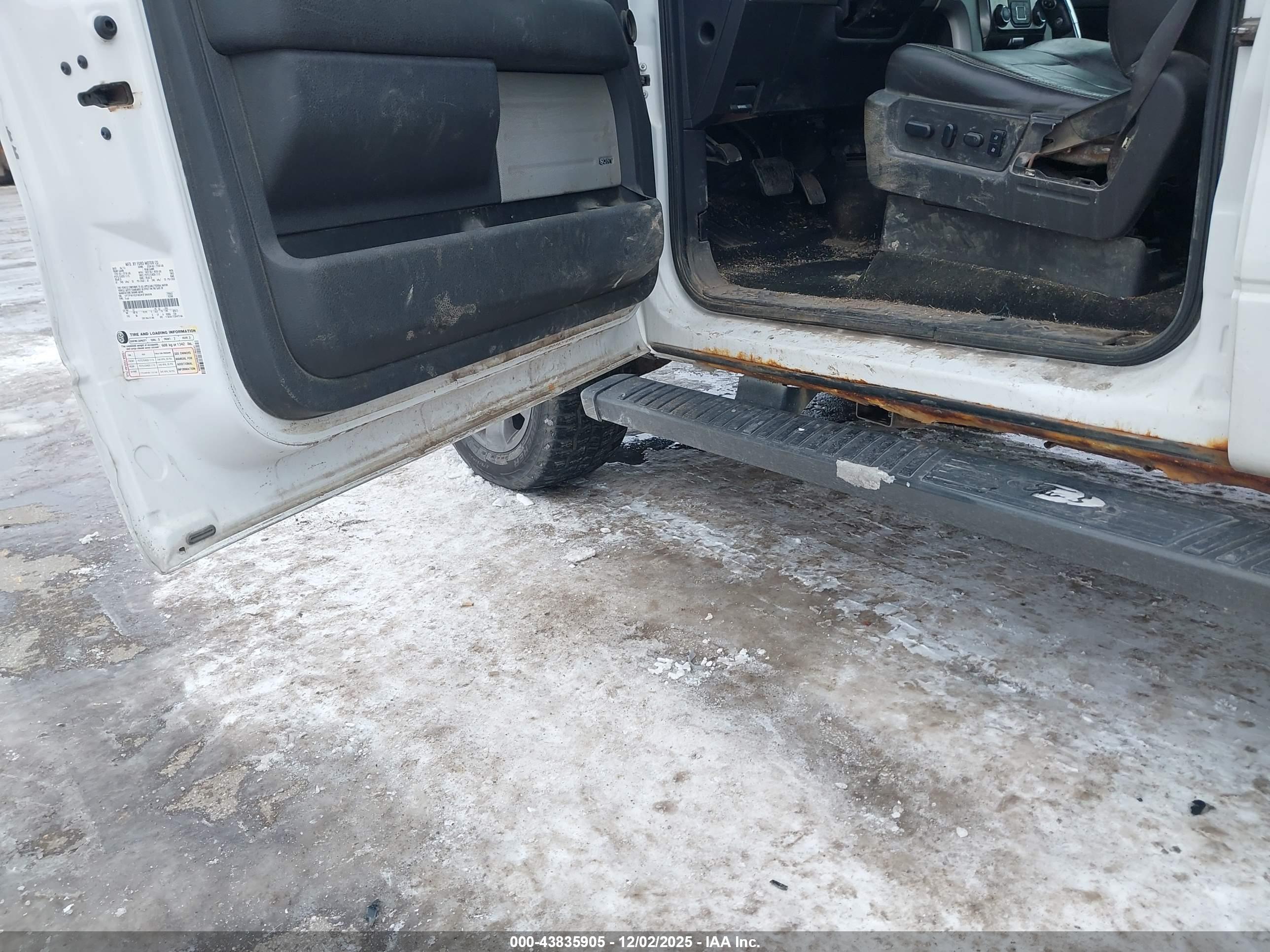FORD F-150 image 9