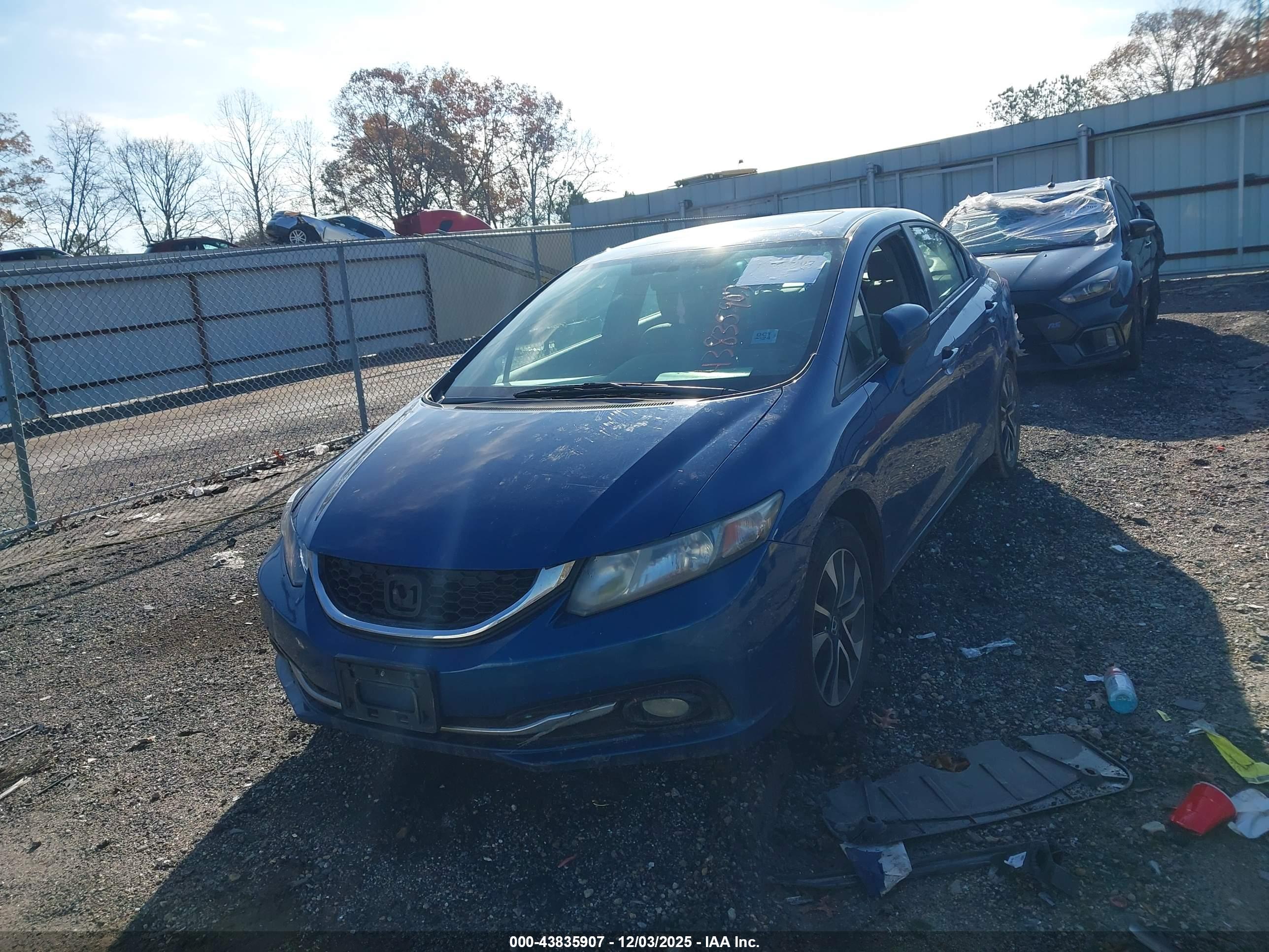 HONDA CIVIC image 2