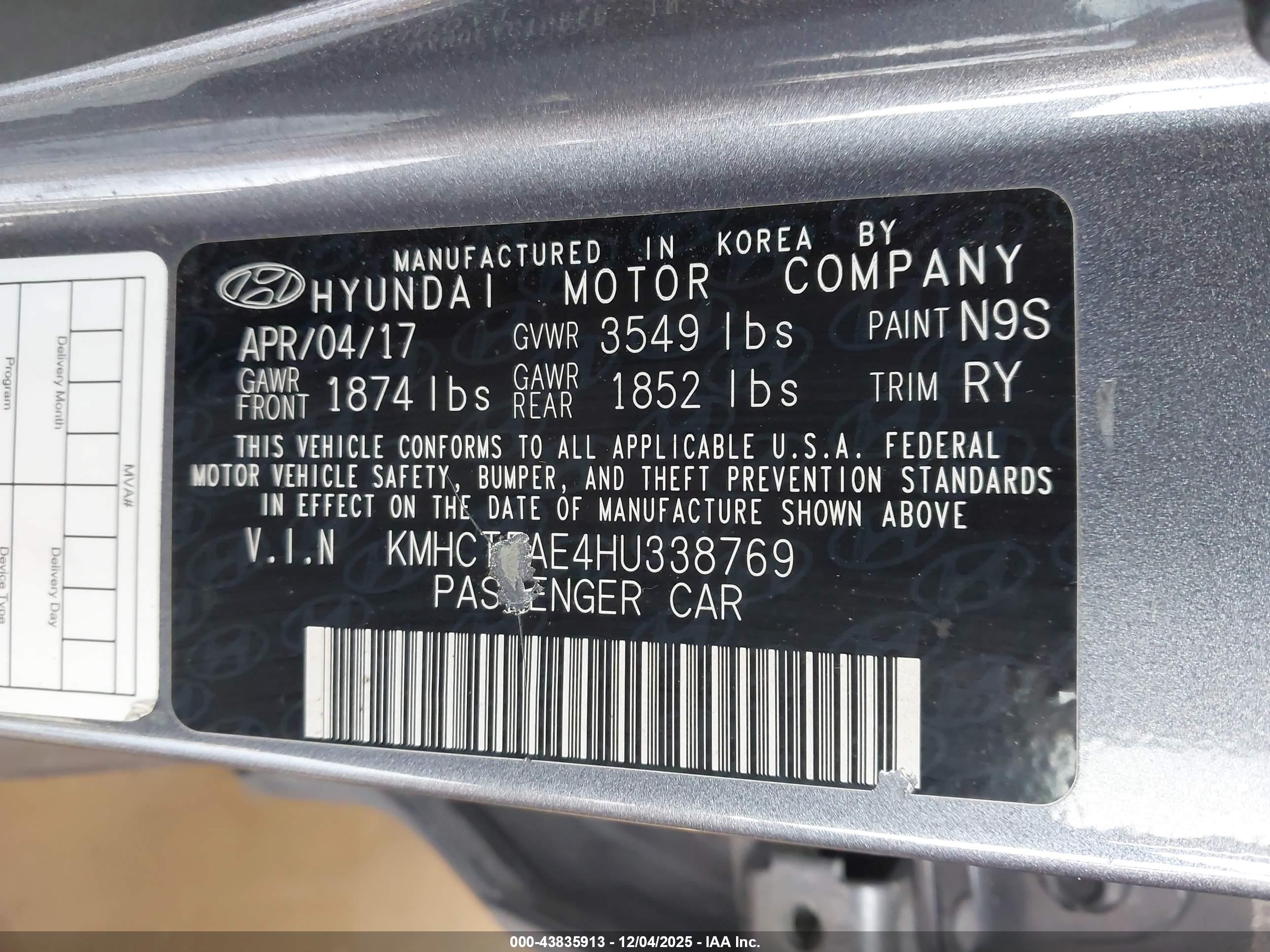 HYUNDAI ACCENT image 9