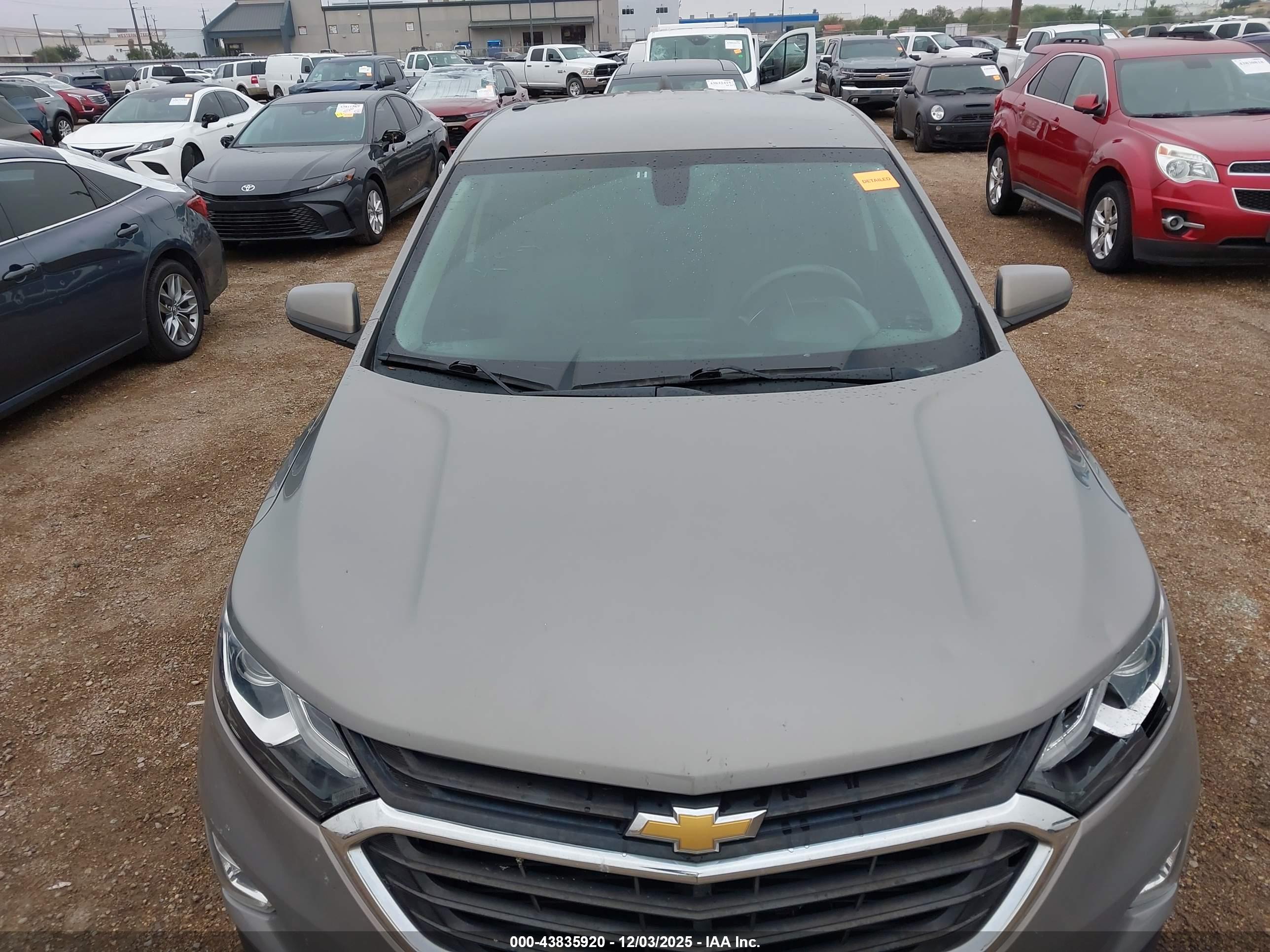 CHEVROLET EQUINOX image 6