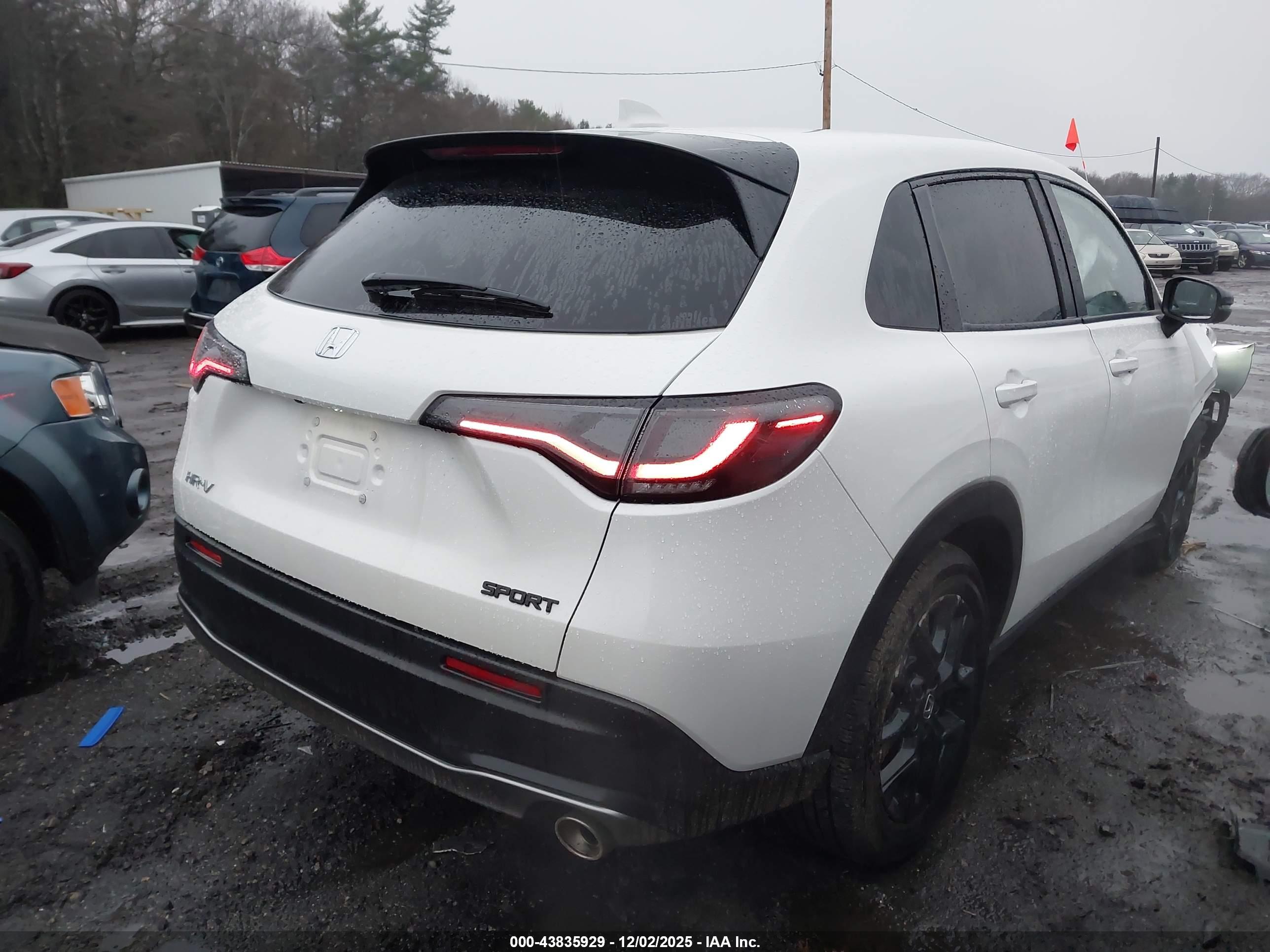 HONDA HR-V image 4