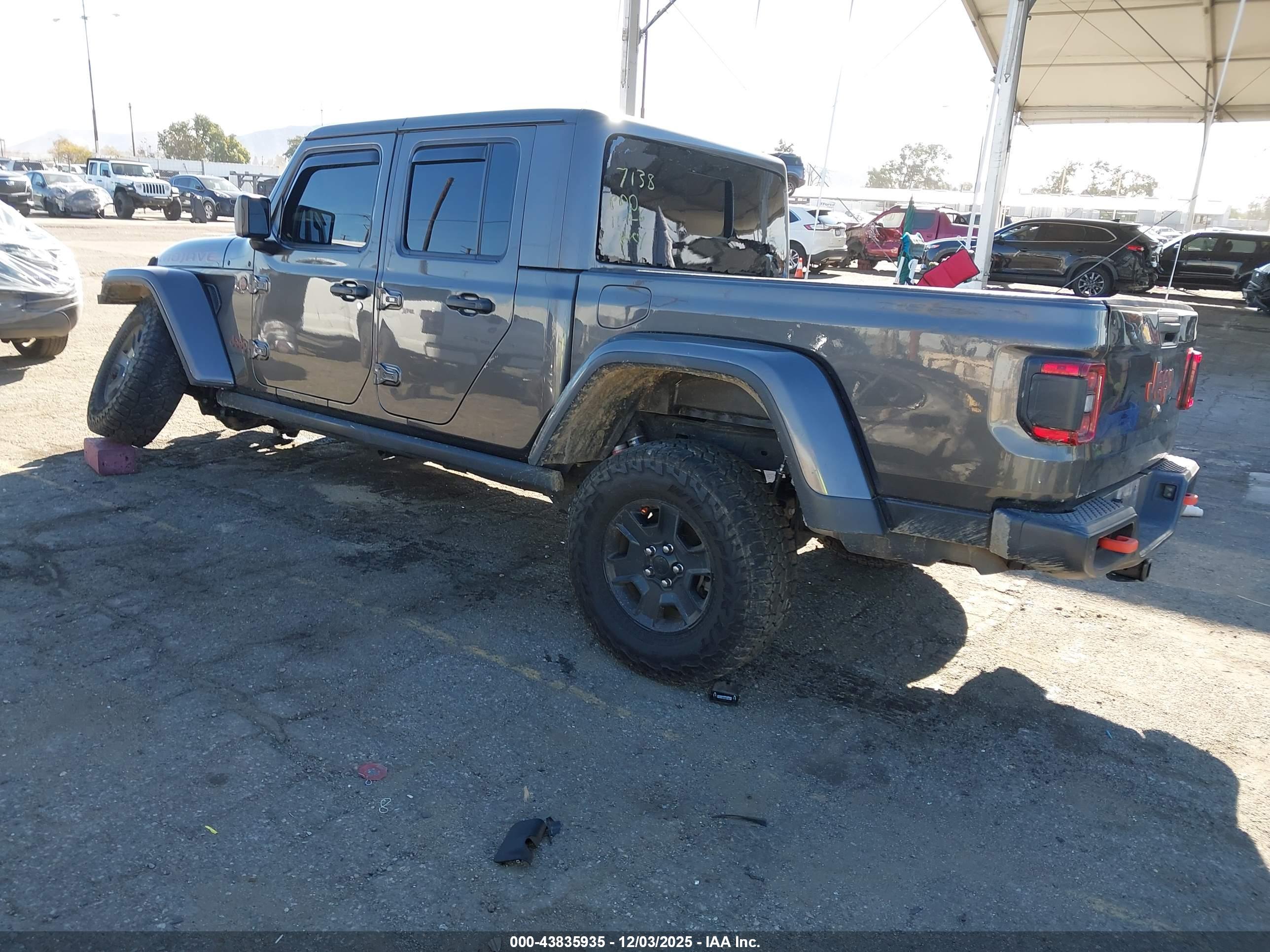 JEEP GLADIATOR image 3